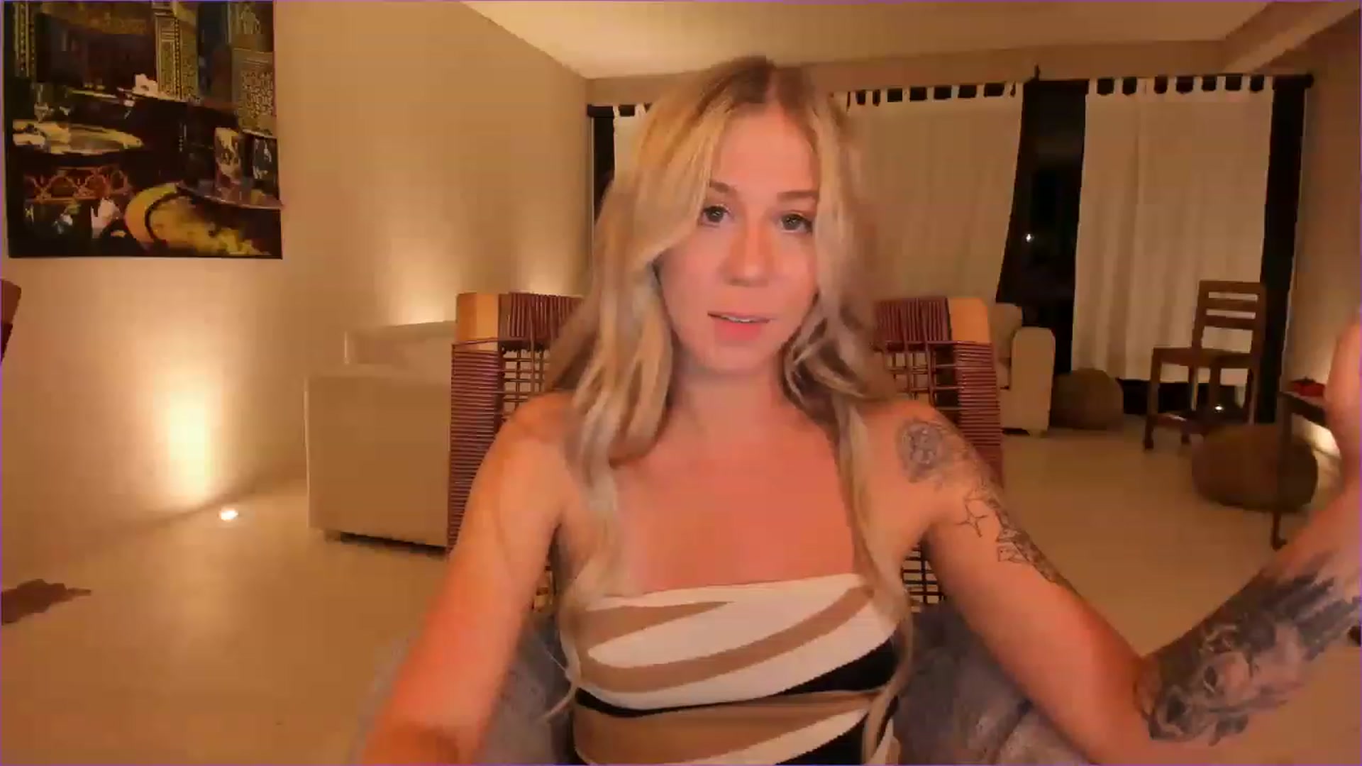 Gallery image thumbnail from Mochi's myfreecams stream on, 02/23/2023, 05:11 image 11 of 20