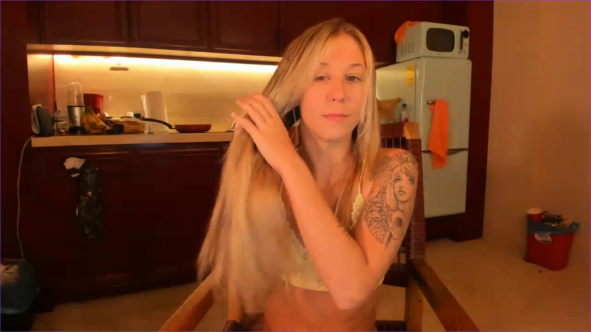 Gallery image thumbnail from Mochi's myfreecams stream on, 02/25/2023, 24:31 image 20 of 20