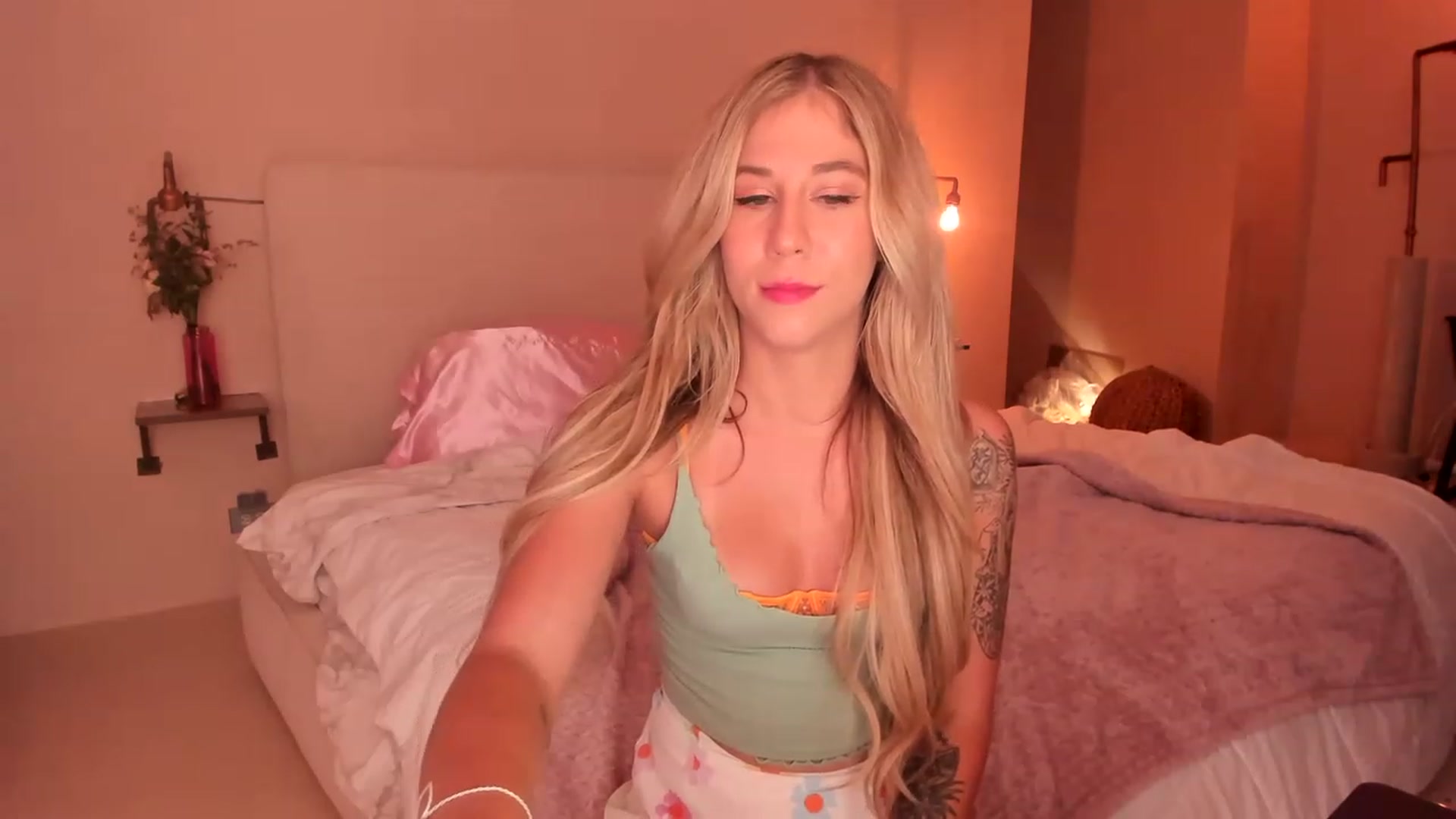 Gallery image thumbnail from Mochi's myfreecams stream on, 04/27/2023, 06:54 image 19 of 20