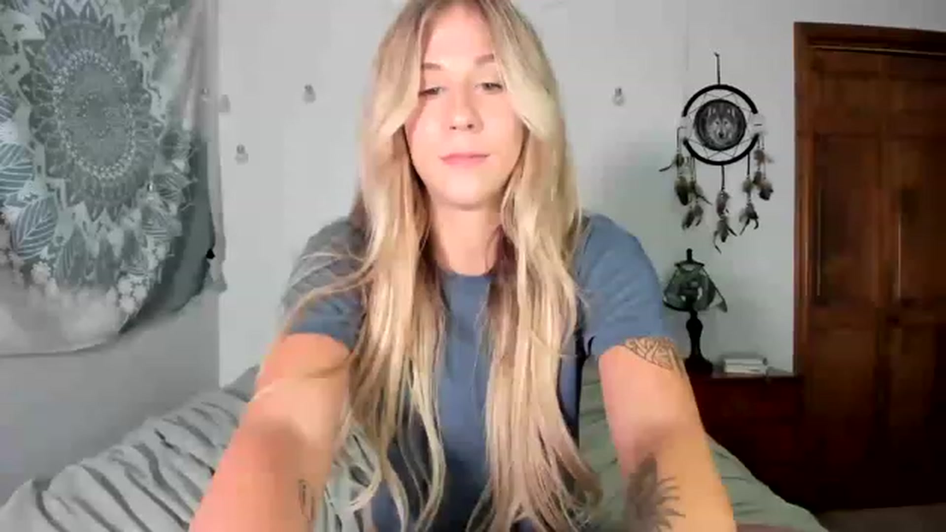 Gallery image thumbnail from Mochi's myfreecams stream on, 06/20/2023, 21:13 image 12 of 20
