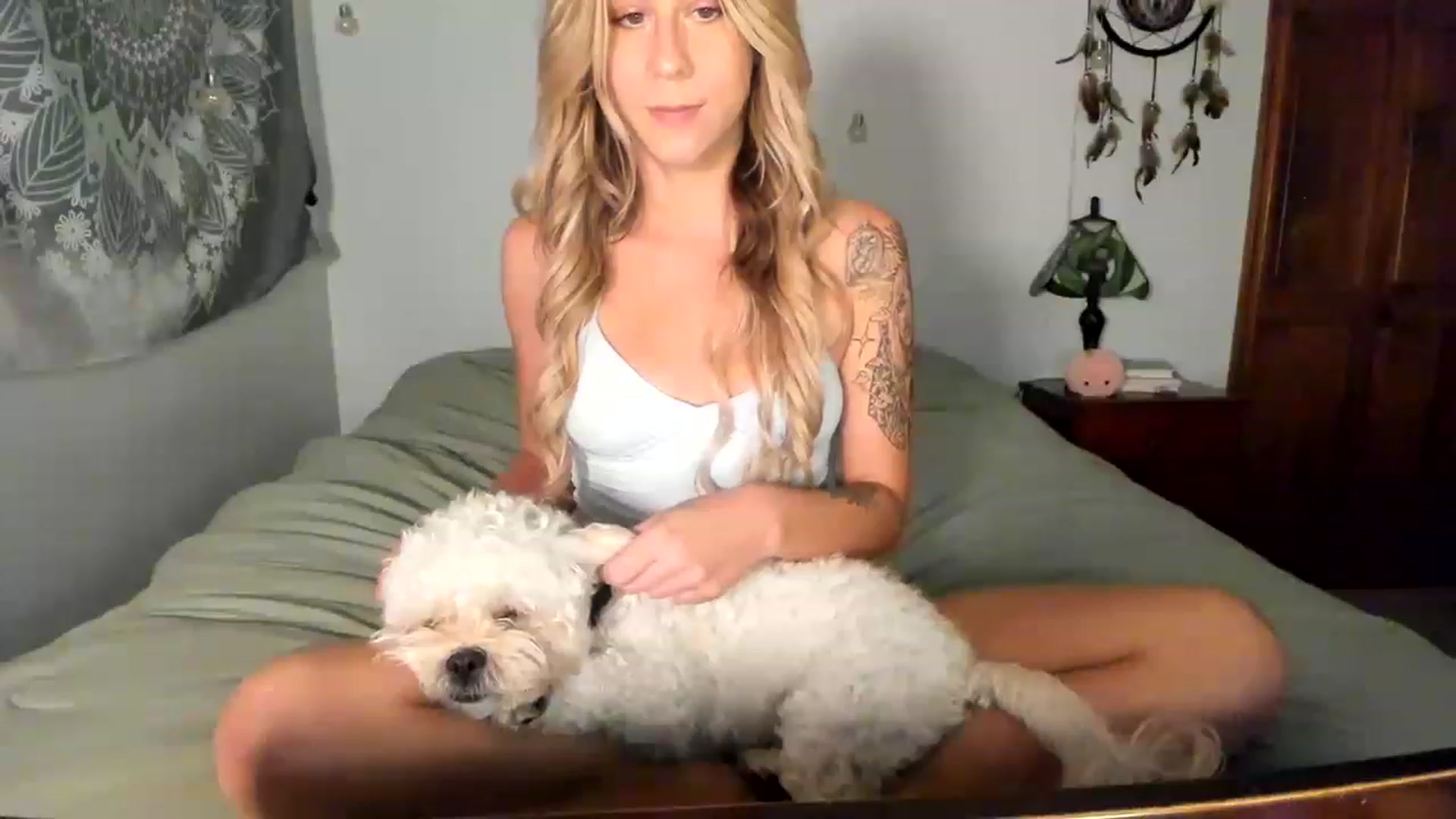 Gallery image thumbnail from Mochi's myfreecams stream on, 06/27/2023, 18:00 image 7 of 20