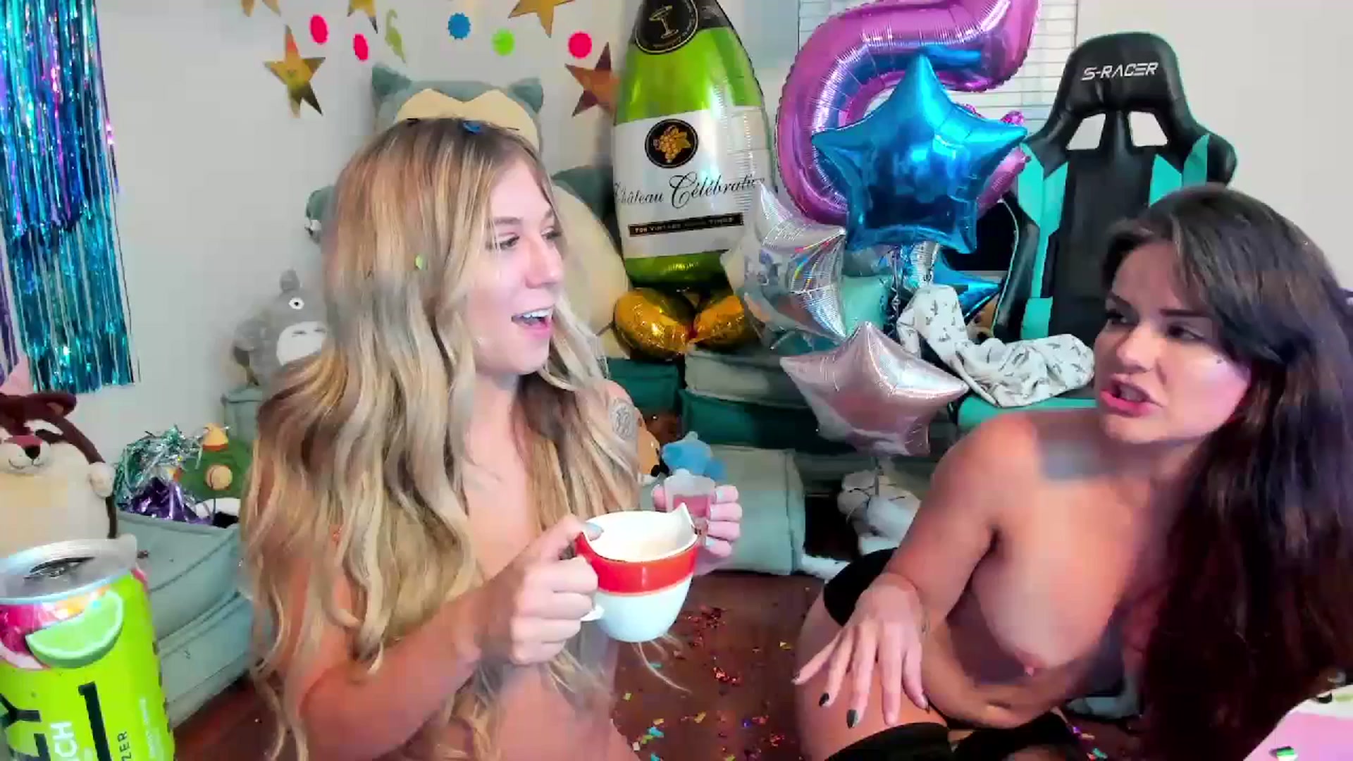 Gallery image thumbnail from Mochi's myfreecams stream on, 07/02/2023, 05:51 image 11 of 20