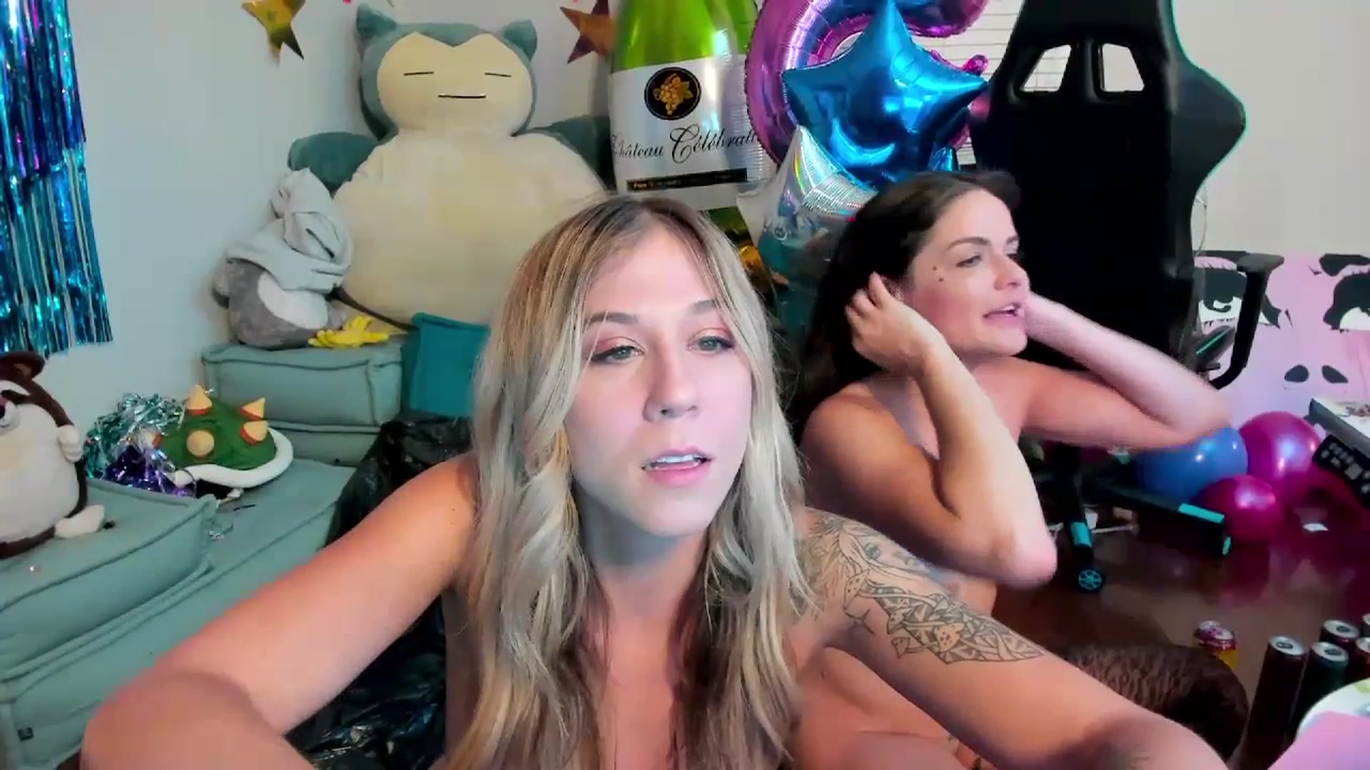Gallery image thumbnail from Mochi's myfreecams stream on, 07/02/2023, 05:51 image 18 of 20