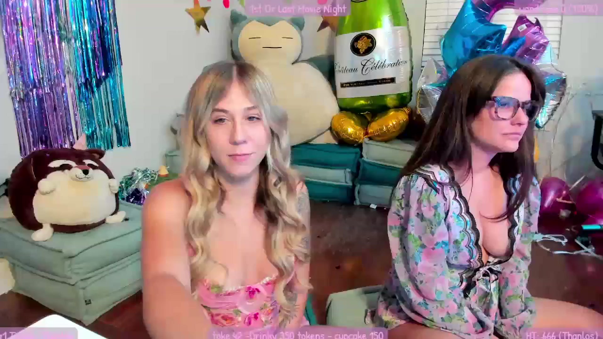 Gallery image thumbnail from Mochi's myfreecams stream on, 07/03/2023, 04:02 image 14 of 20