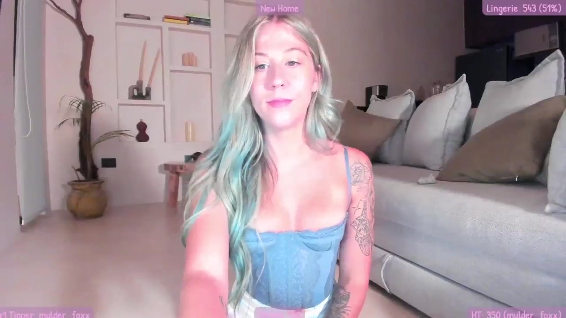 Gallery image thumbnail from Mochi's myfreecams stream on, 08/09/2023, 04:08 image 14 of 20