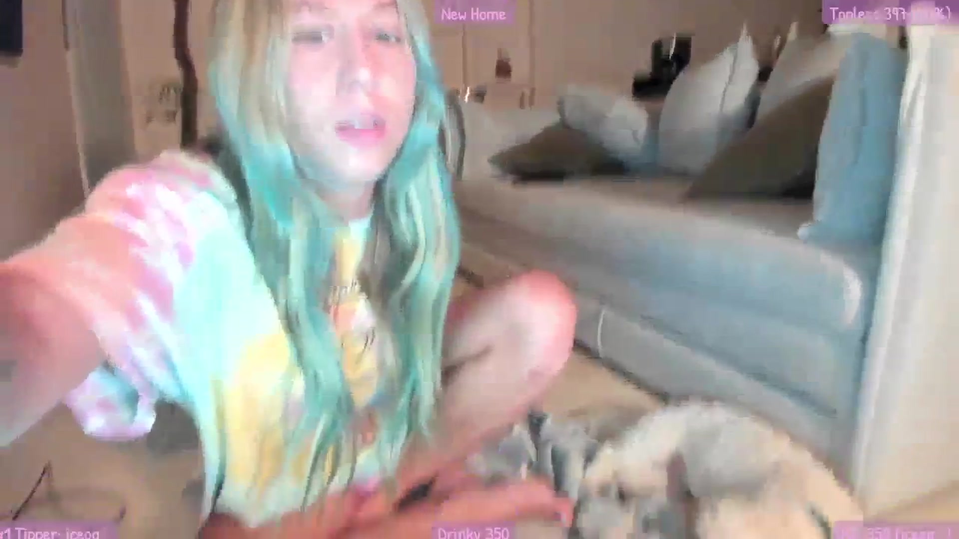 Gallery image thumbnail from Mochi's myfreecams stream on, 08/10/2023, 01:37 image 16 of 20