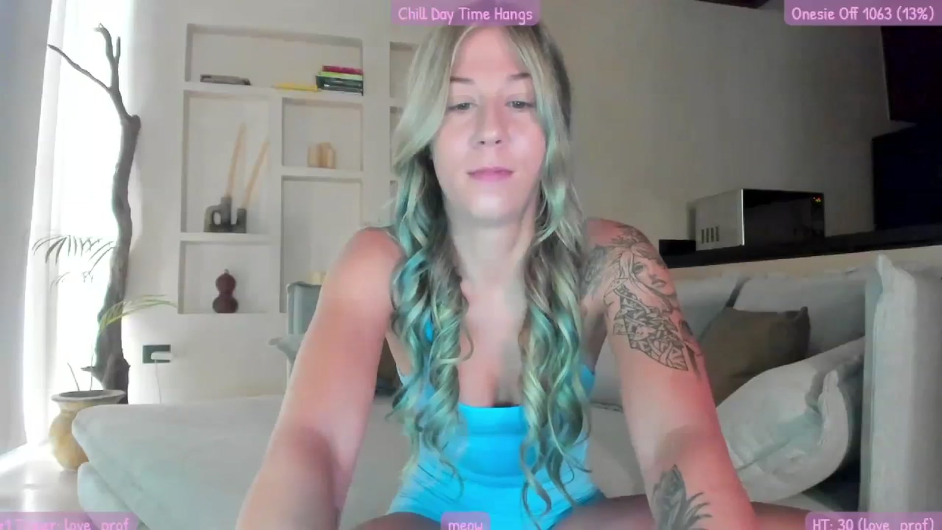 Gallery image thumbnail from Mochi's myfreecams stream on, 08/12/2023, 19:40 image 7 of 20