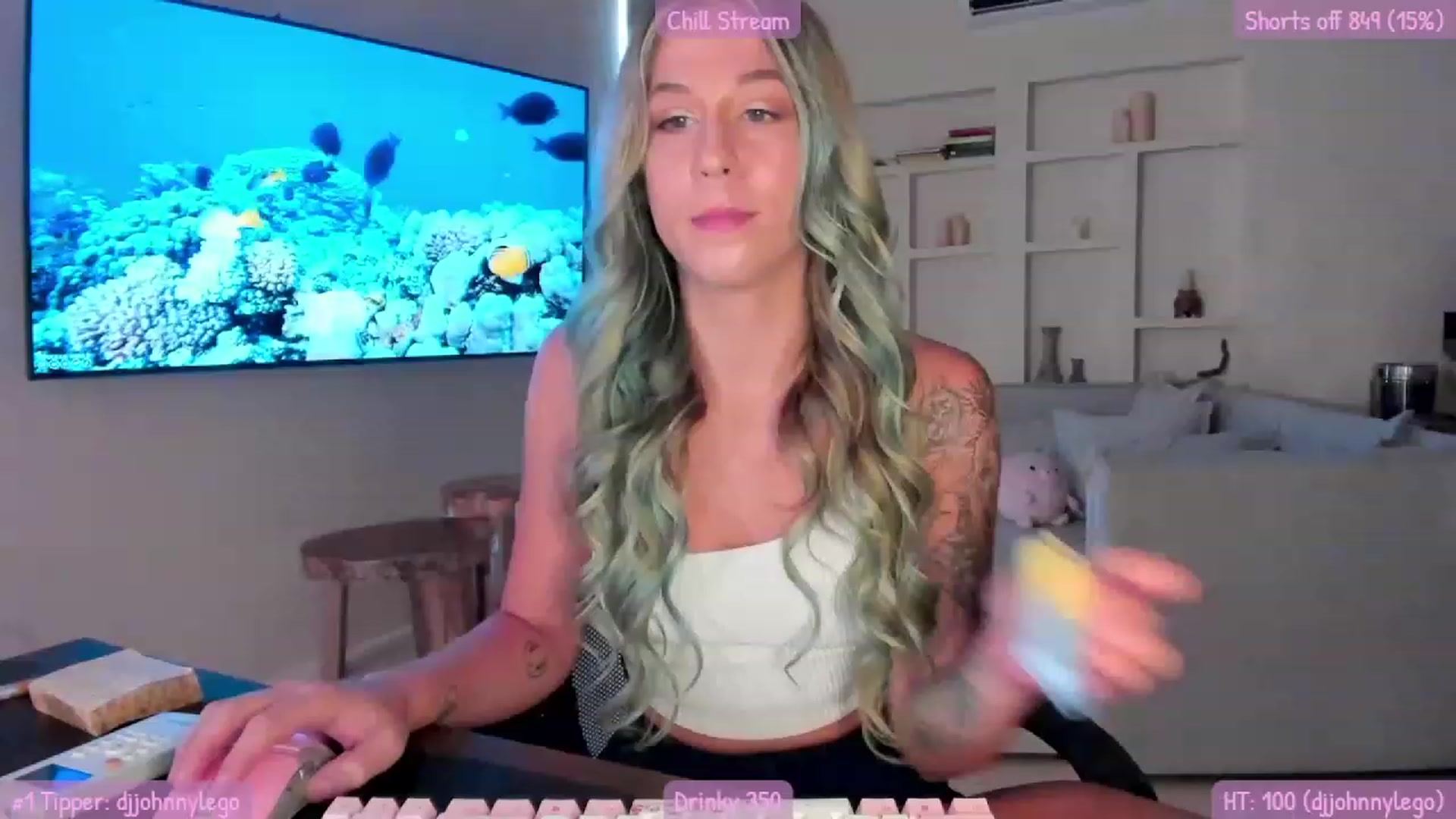 Gallery image thumbnail from Mochi's myfreecams stream on, 08/21/2023, 23:02 image 1 of 20
