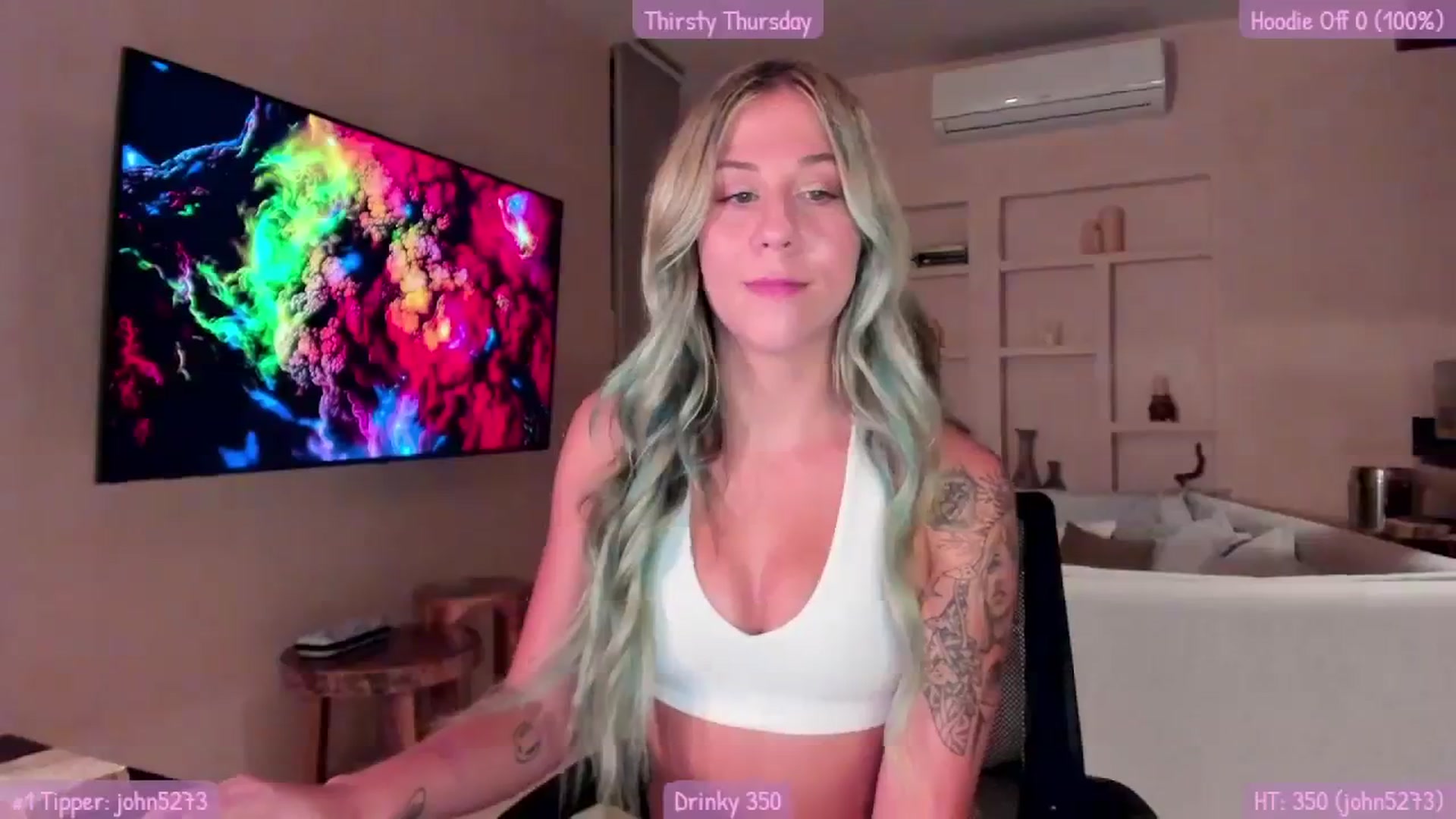 Gallery image thumbnail from Mochi's myfreecams stream on, 08/25/2023, 04:02 image 10 of 20