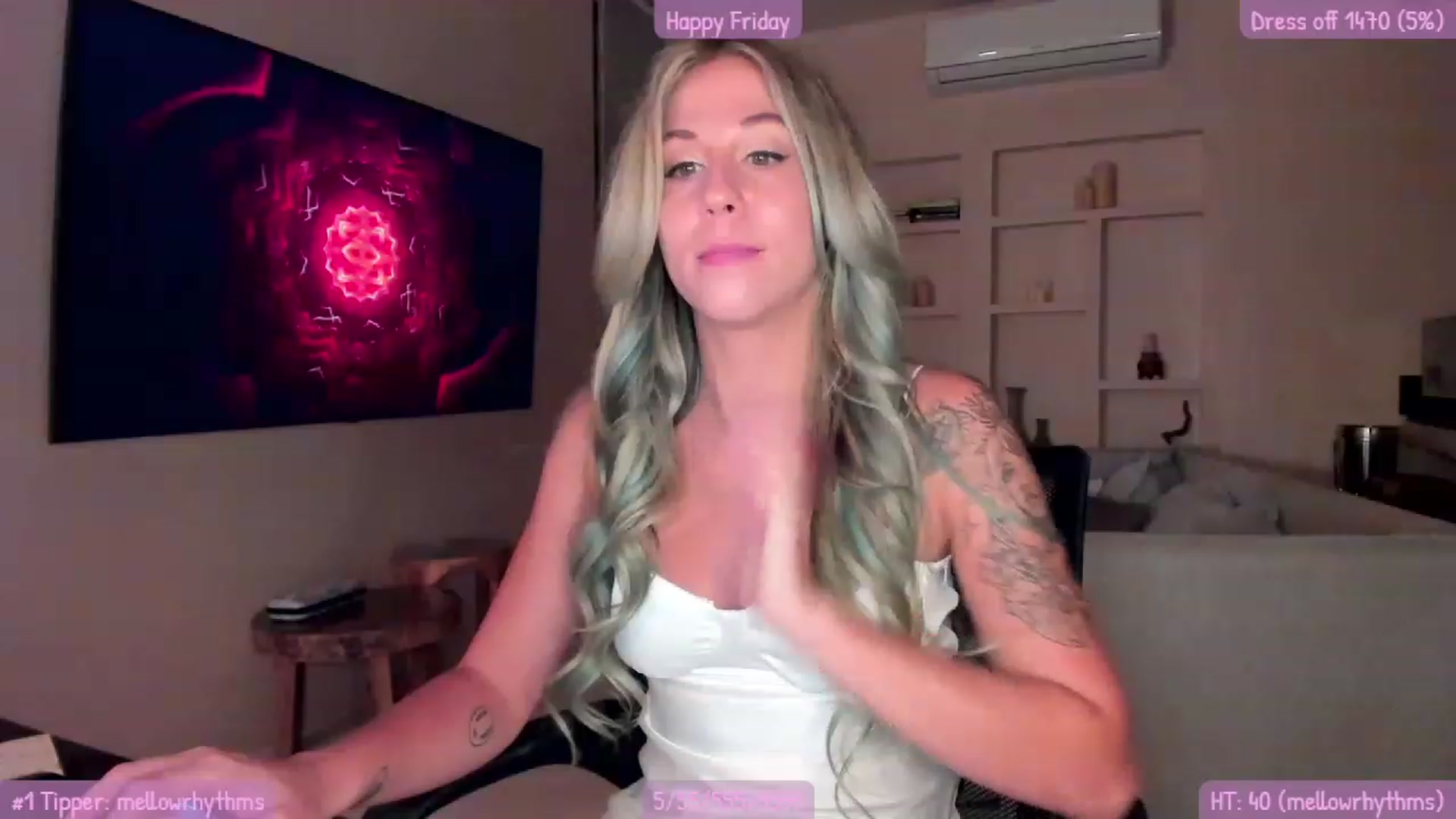 Gallery image thumbnail from Mochi's myfreecams stream on, 08/26/2023, 02:33 image 12 of 20