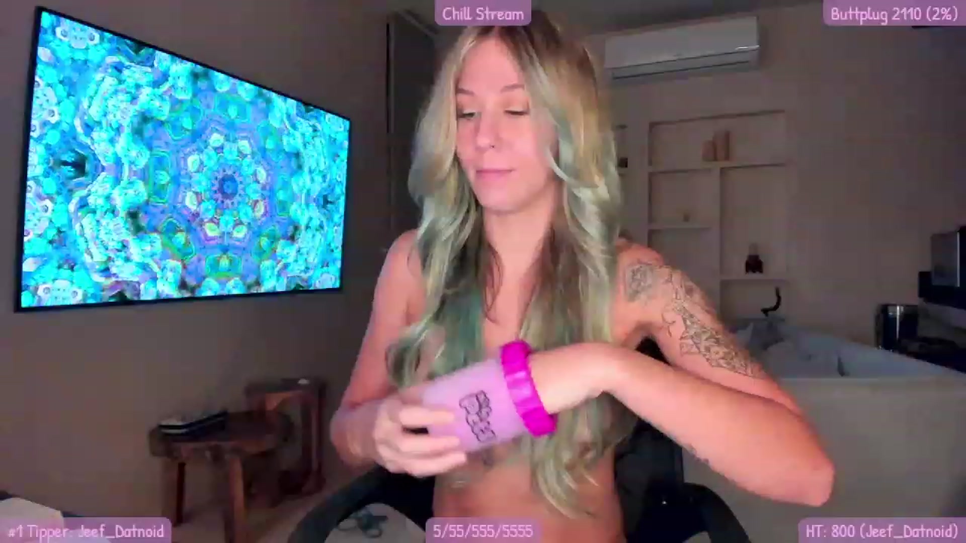 Gallery image thumbnail from Mochi's myfreecams stream on, 08/28/2023, 04:35 image 12 of 20