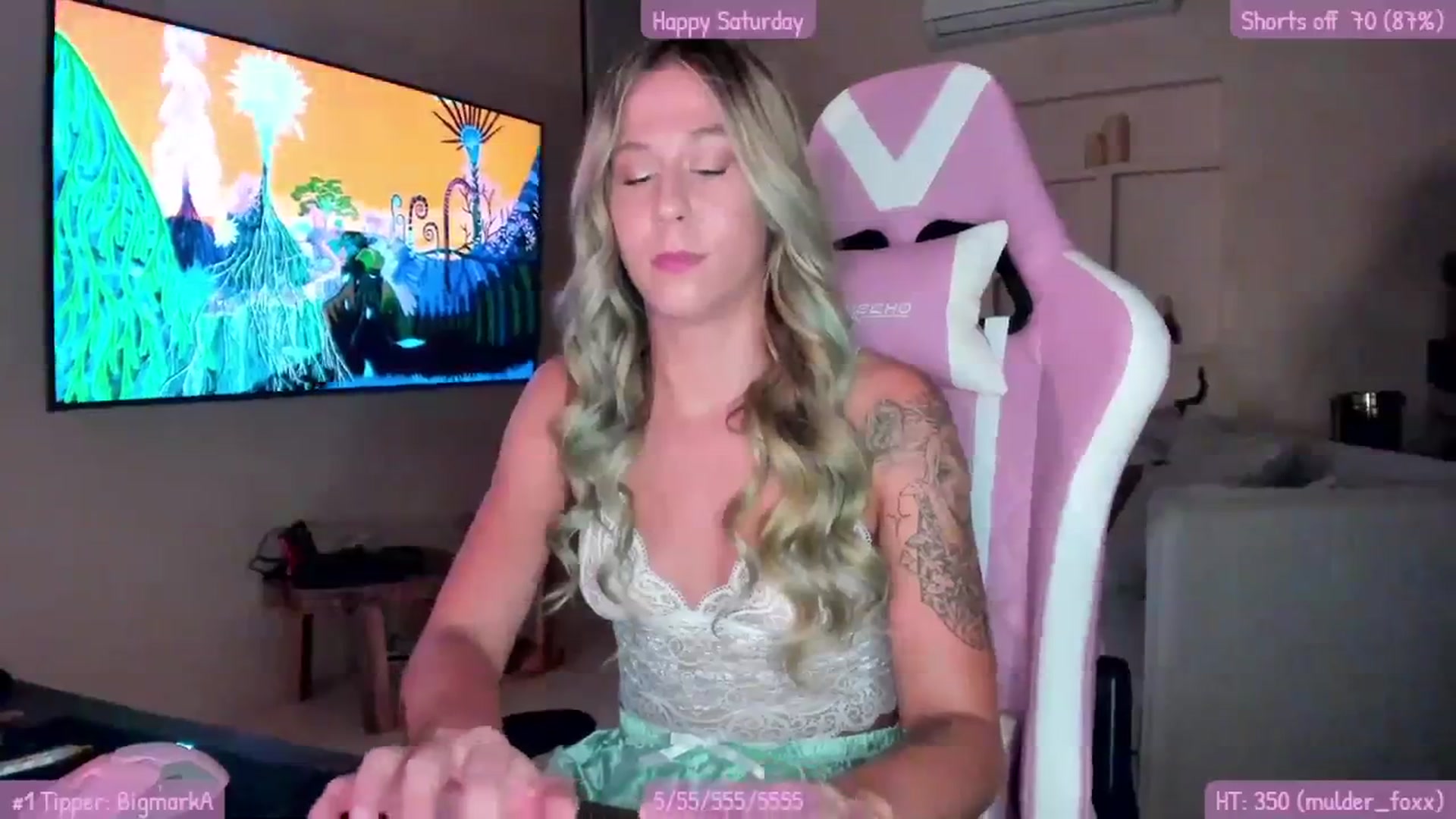 Gallery image thumbnail from Mochi's myfreecams stream on, 09/10/2023, 06:48 image 3 of 20