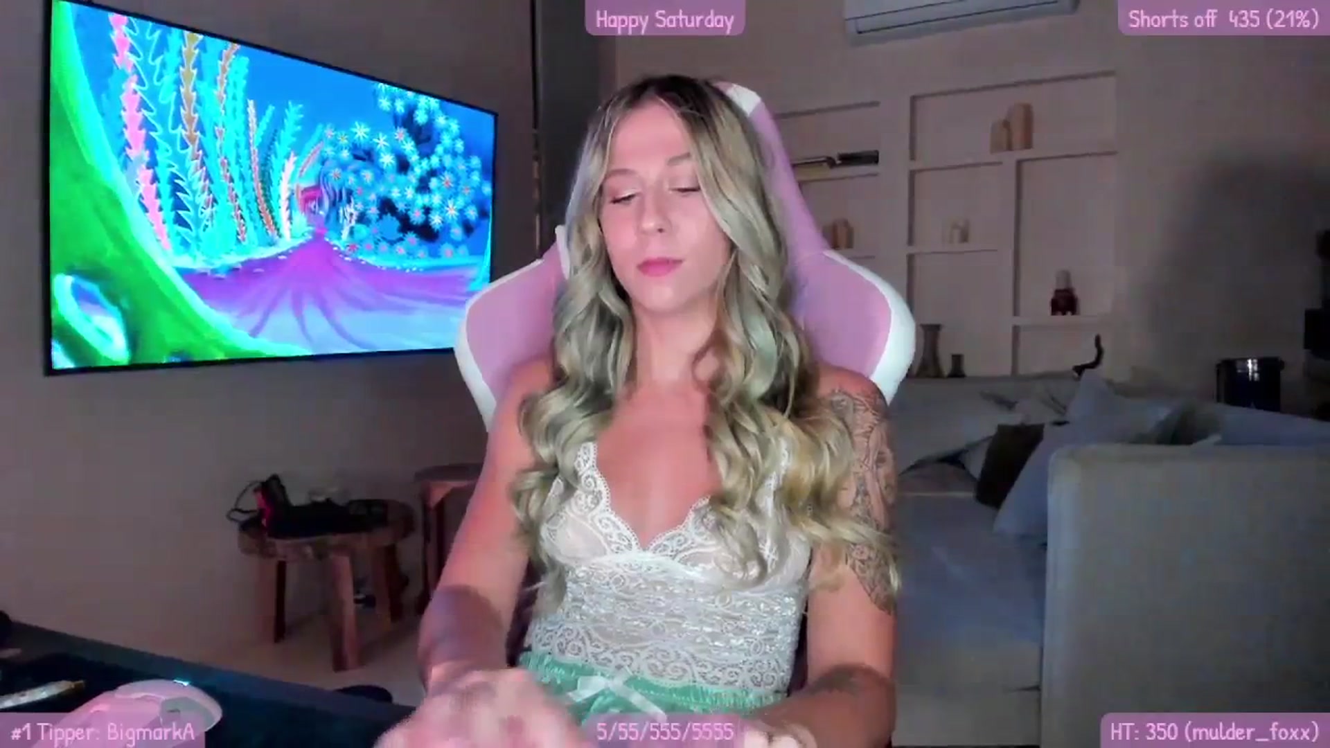 Gallery image thumbnail from Mochi's myfreecams stream on, 09/10/2023, 06:48 image 2 of 20