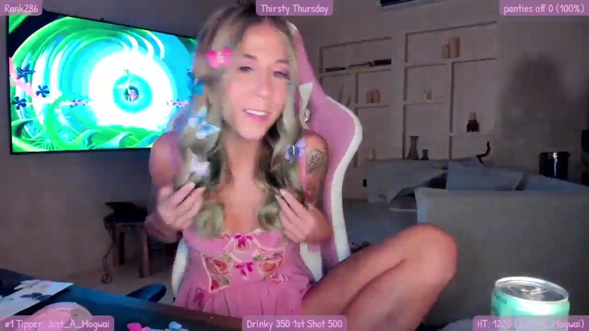 Gallery image thumbnail from Mochi's myfreecams stream on, 09/15/2023, 02:54 image 7 of 20