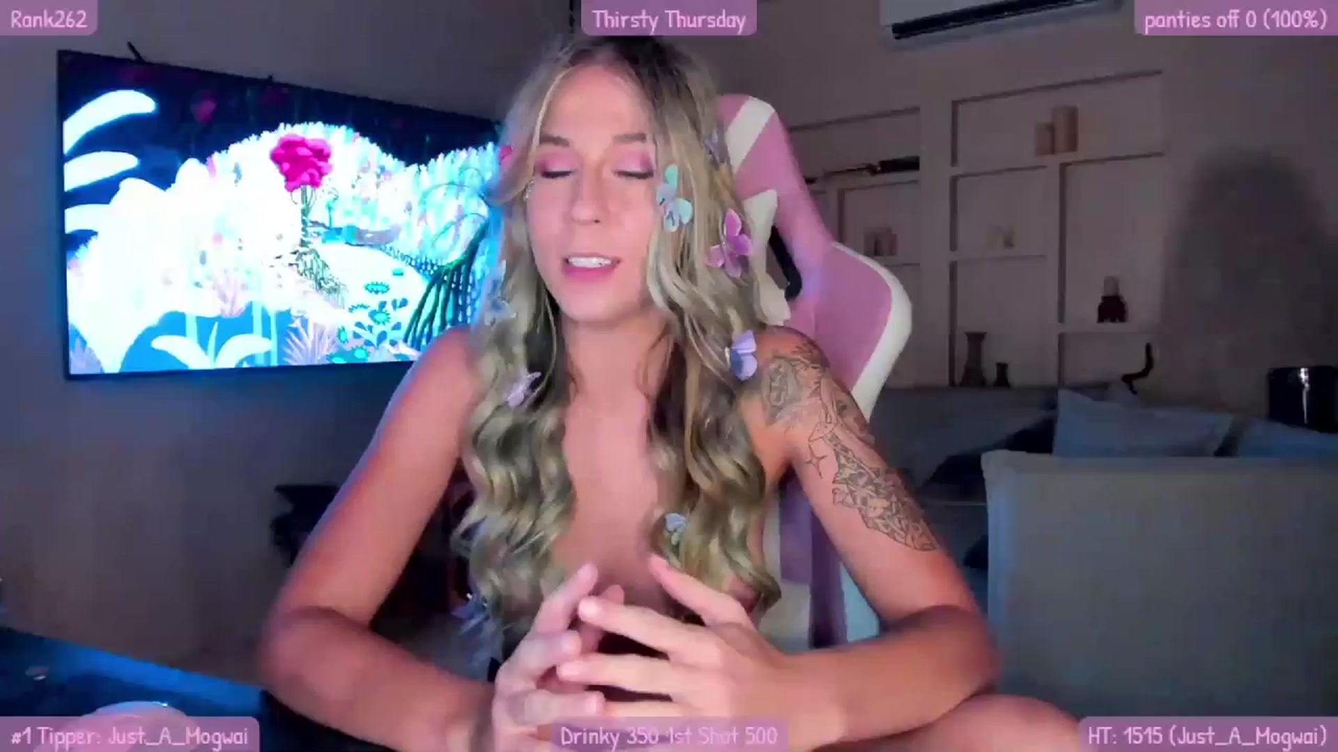 Gallery image thumbnail from Mochi's myfreecams stream on, 09/15/2023, 05:52 image 12 of 20