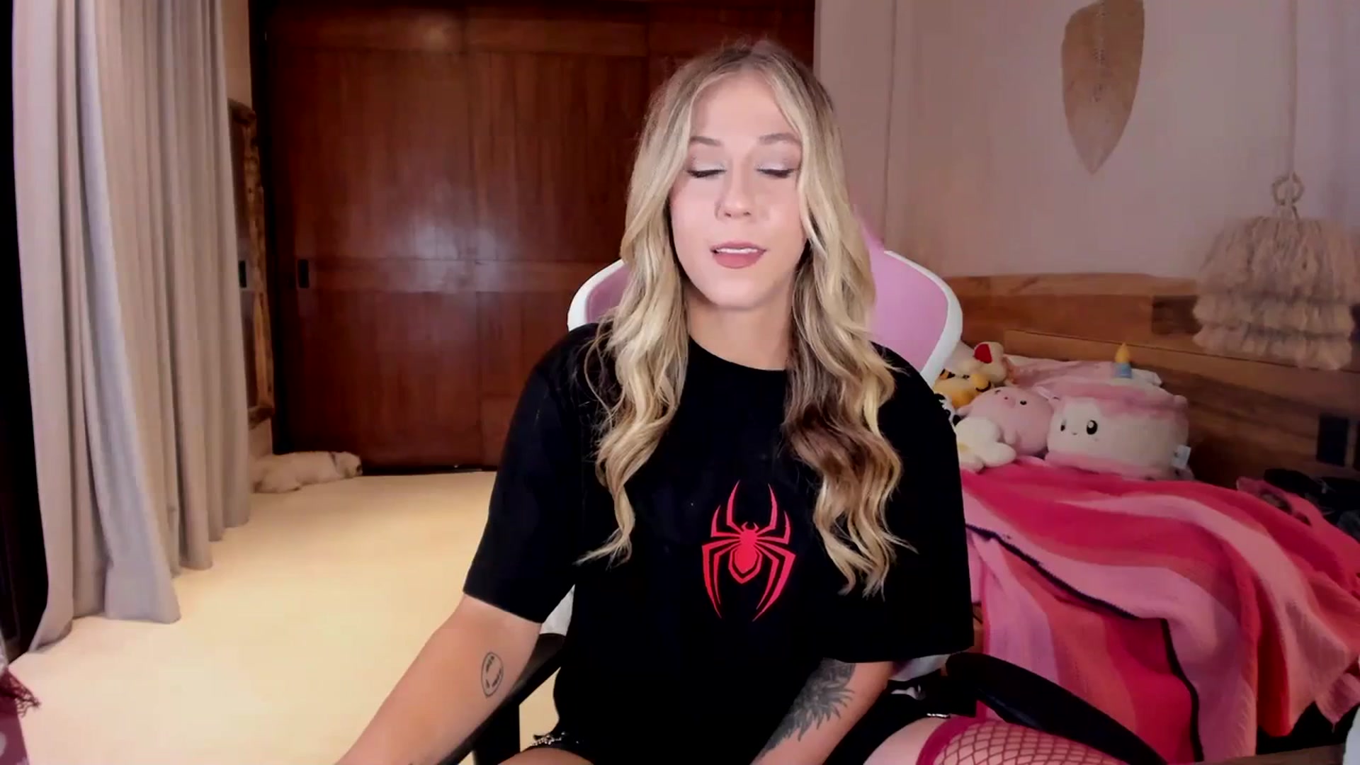 Gallery image thumbnail from Mochi's myfreecams stream on, 11/30/2023, 02:31 image 7 of 20