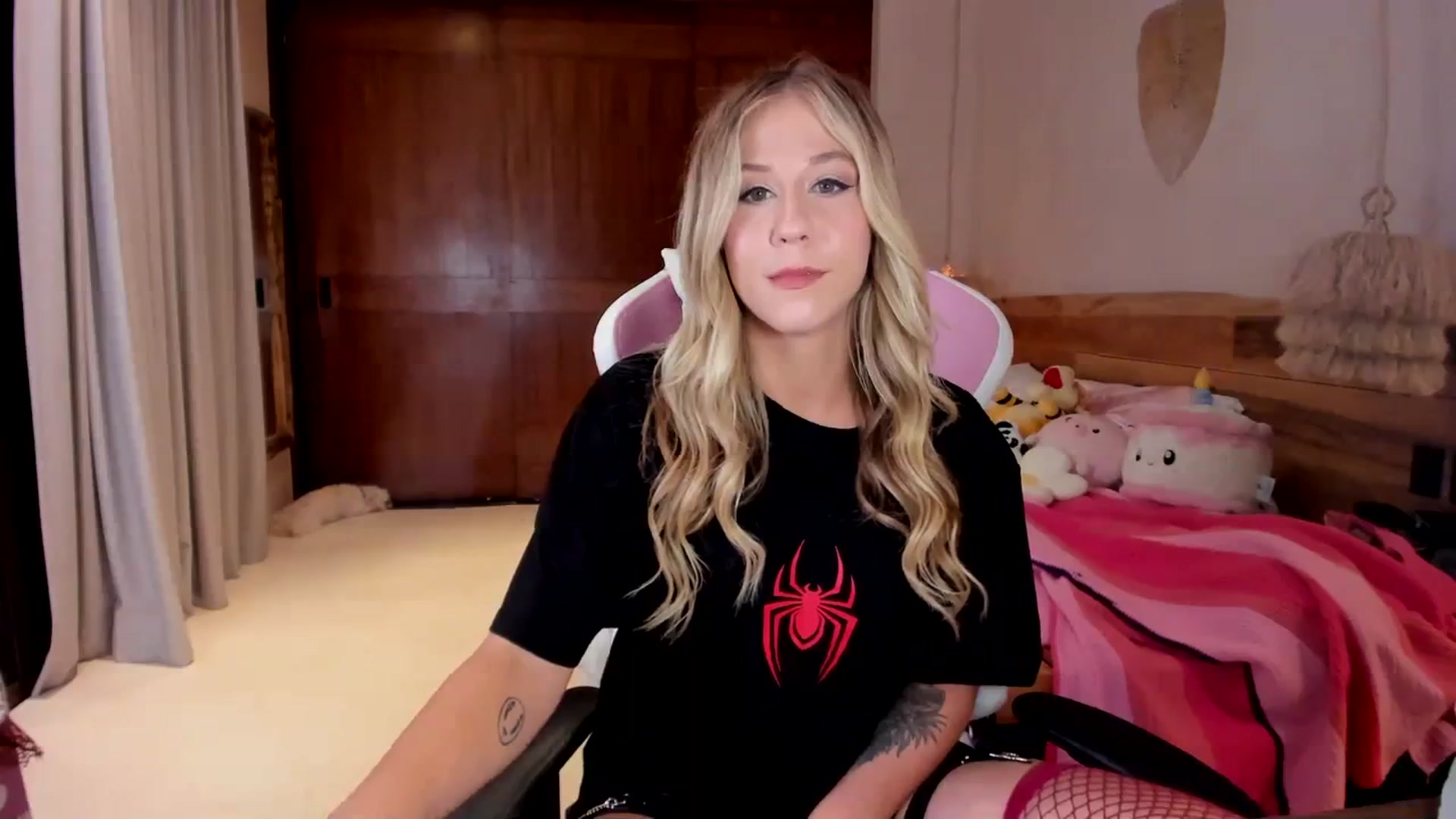 Gallery image thumbnail from Mochi's myfreecams stream on, 11/30/2023, 02:31 image 15 of 20