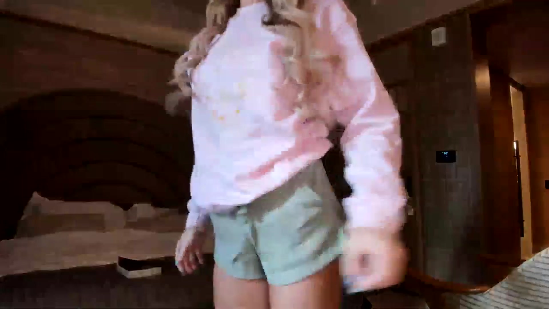 Gallery image thumbnail from Mochi's myfreecams stream on, 01/02/2024, 21:05 image 14 of 20