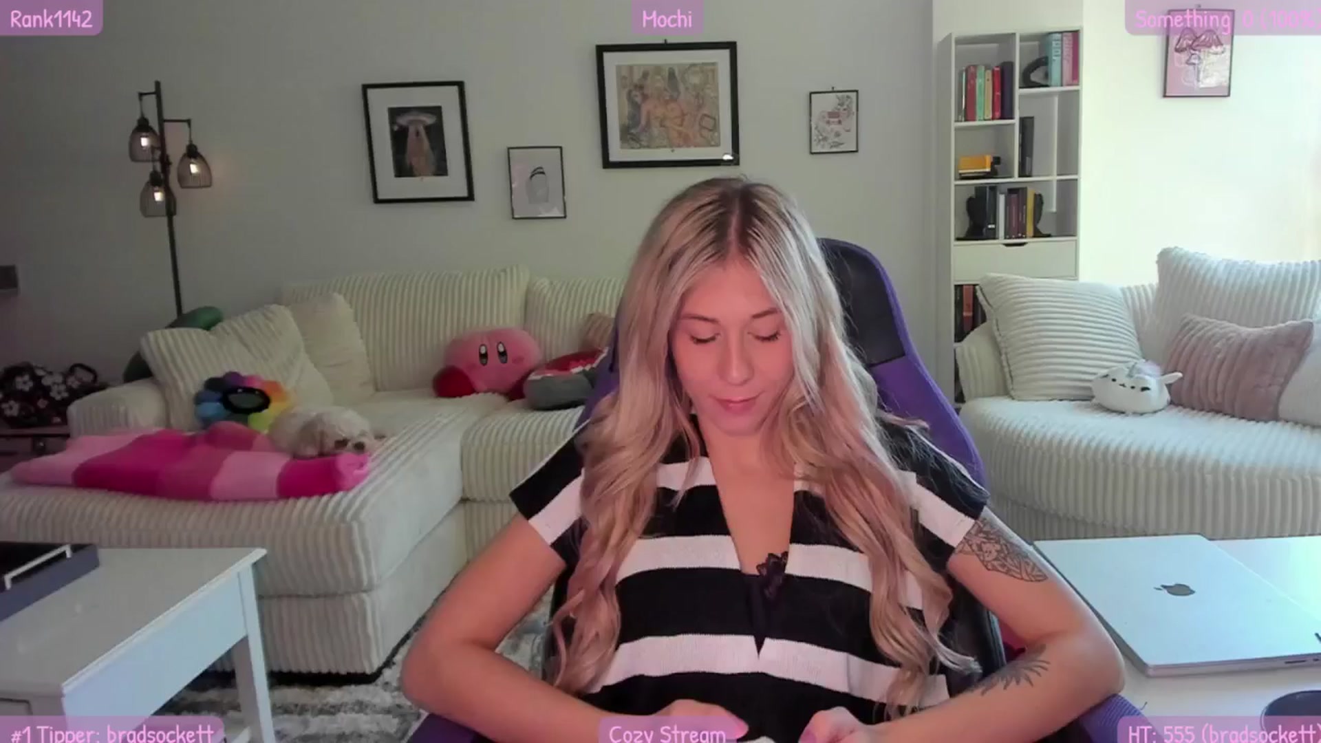 Gallery image thumbnail from Mochi's myfreecams stream on, 05/17/2024, 21:25 image 9 of 20