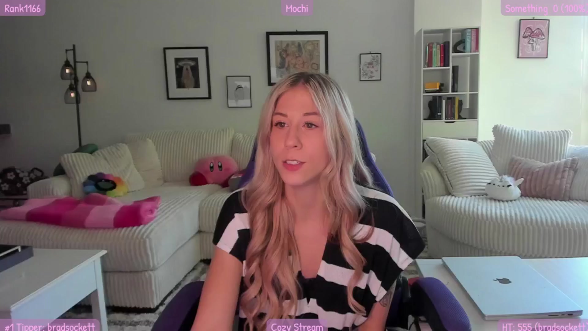 Gallery image thumbnail from Mochi's myfreecams stream on, 05/17/2024, 21:25 image 5 of 20