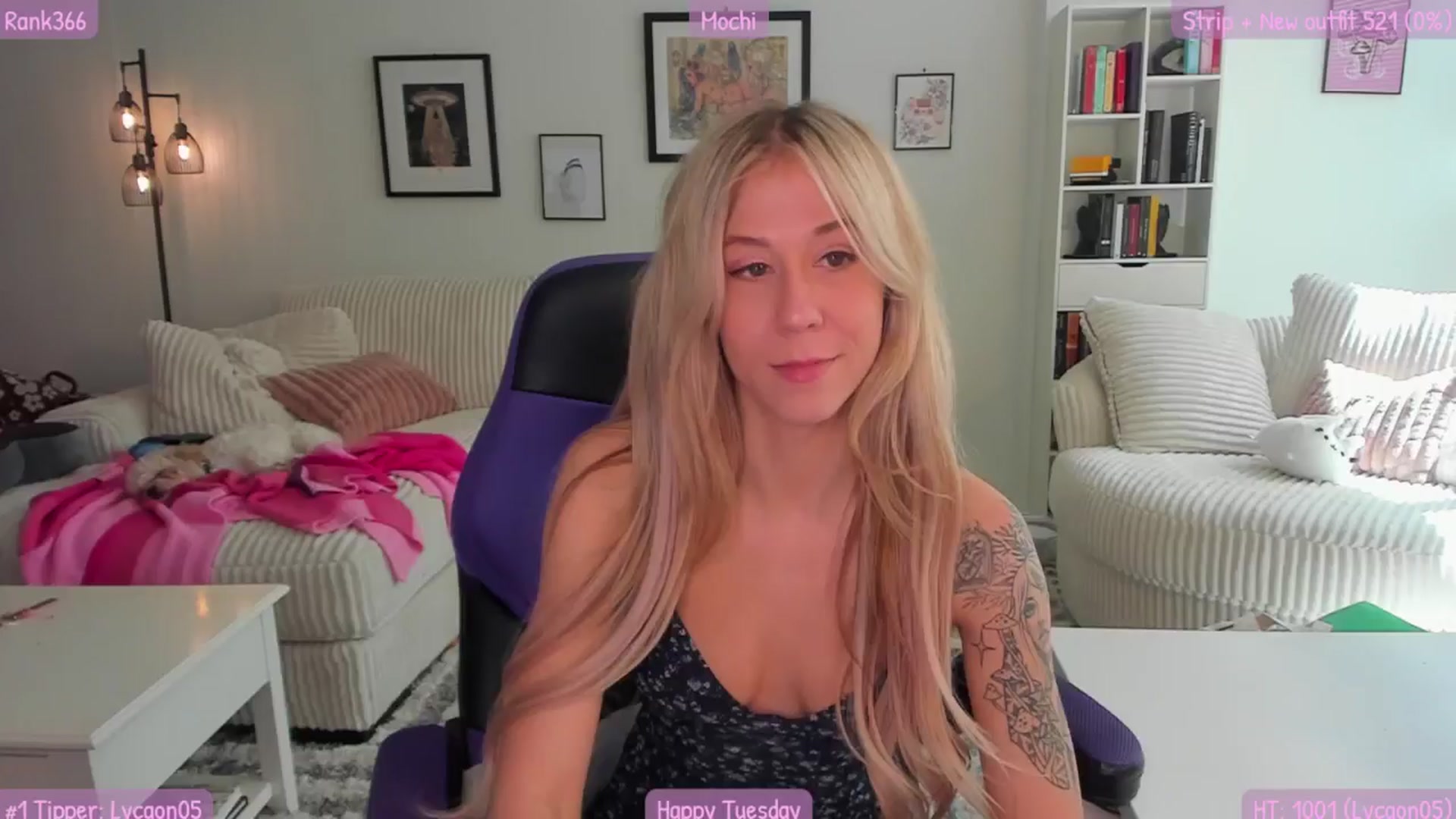 Gallery image thumbnail from Mochi's myfreecams stream on, 05/21/2024, 23:58 image 2 of 20