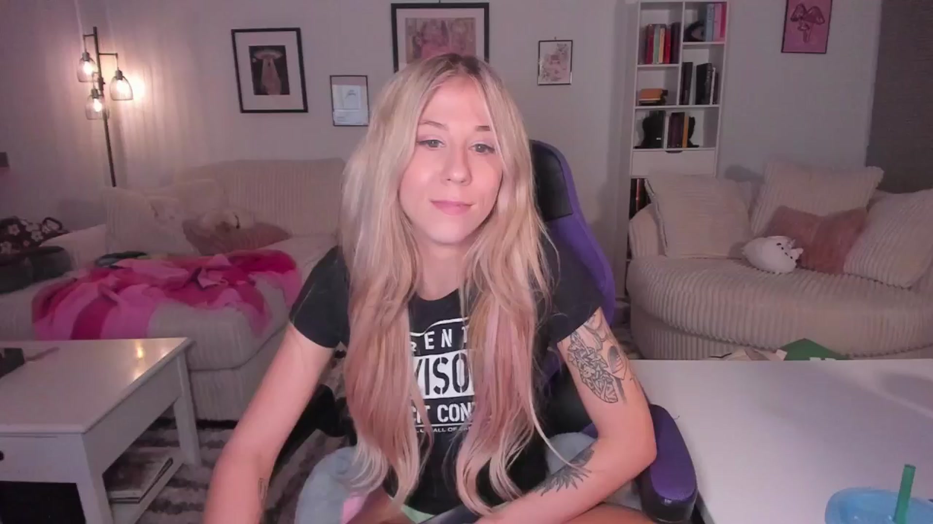 Gallery image thumbnail from Mochi's myfreecams stream on, 05/22/2024, 03:42 image 14 of 20