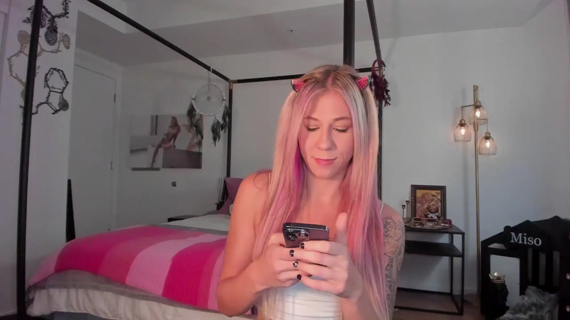 Gallery image thumbnail from Mochi's myfreecams stream on, 07/09/2024, 06:45 image 10 of 20