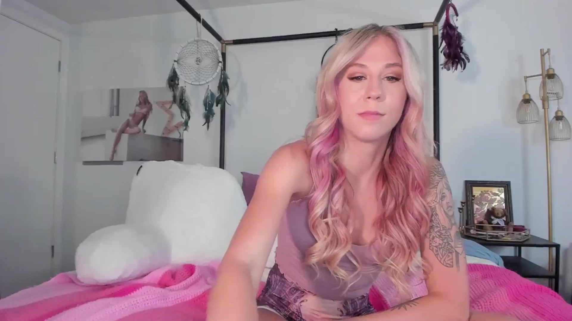 Gallery image thumbnail from Mochi's myfreecams stream on, 07/16/2024, 04:57 image 7 of 20