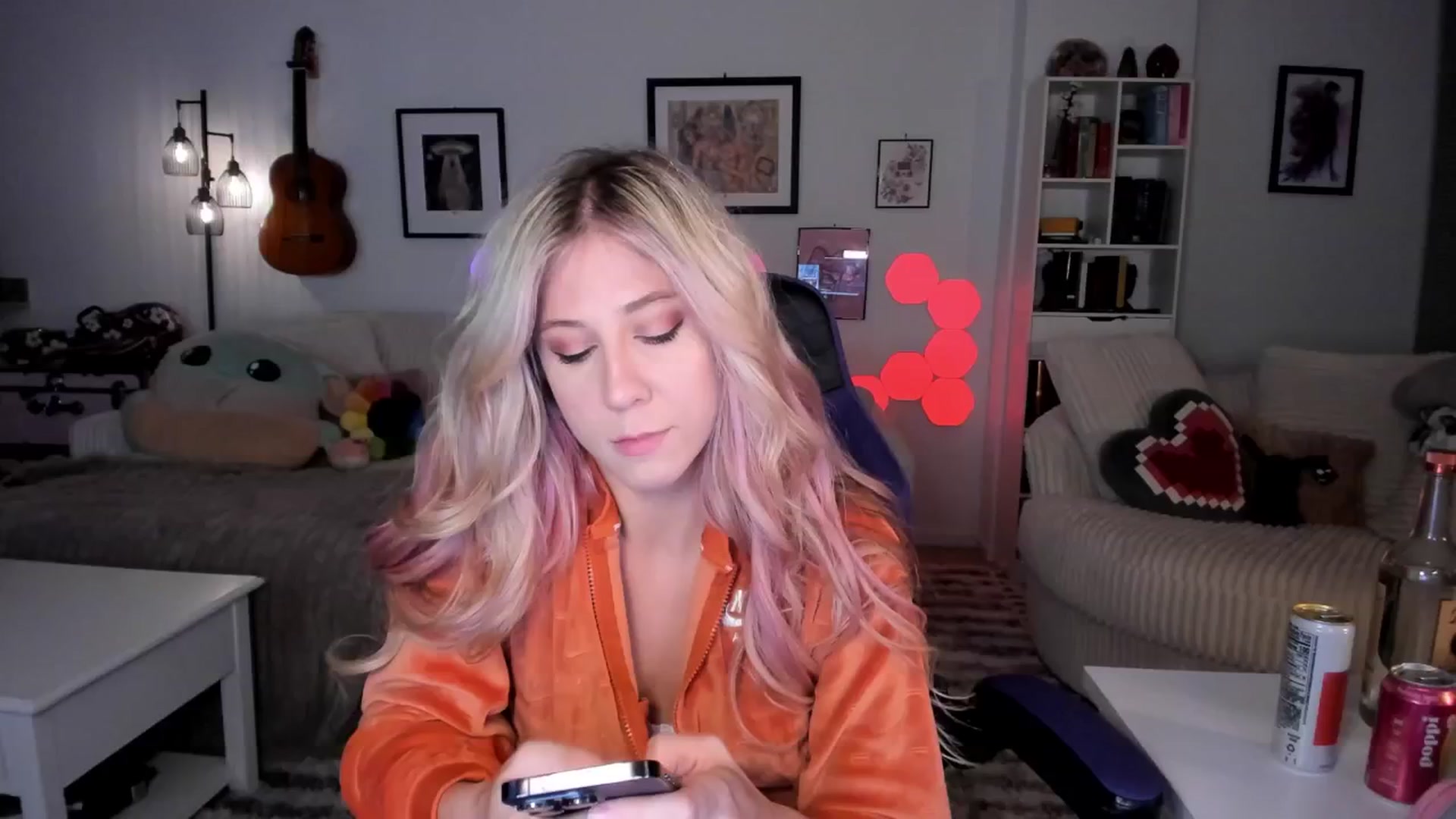 Gallery image thumbnail from Mochi's myfreecams stream on, 07/23/2024, 08:31 image 10 of 20
