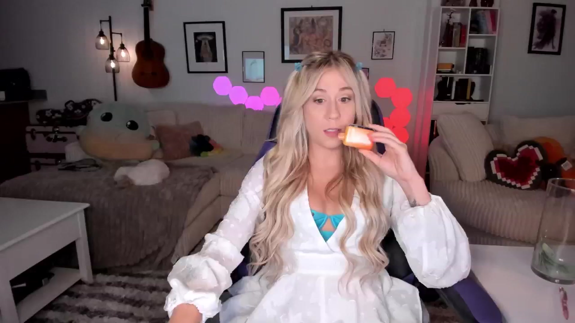 Gallery image thumbnail from Mochi's myfreecams stream on, 08/01/2024, 05:02 image 18 of 20