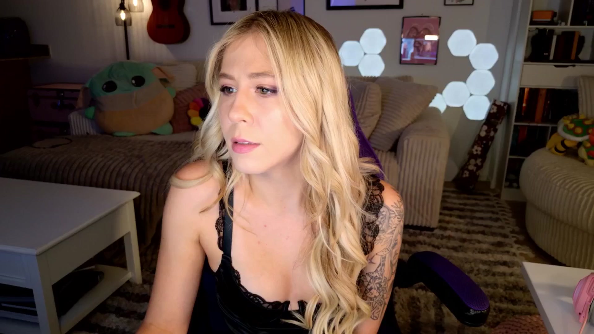 Gallery image thumbnail from Mochi's myfreecams stream on, 08/10/2024, 03:37 image 20 of 20