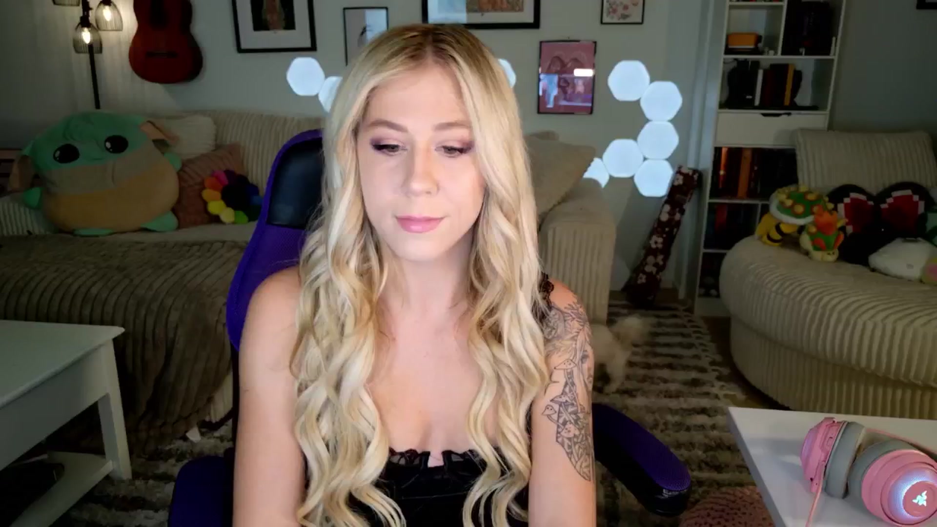 Gallery image thumbnail from Mochi's myfreecams stream on, 08/10/2024, 03:37 image 5 of 20