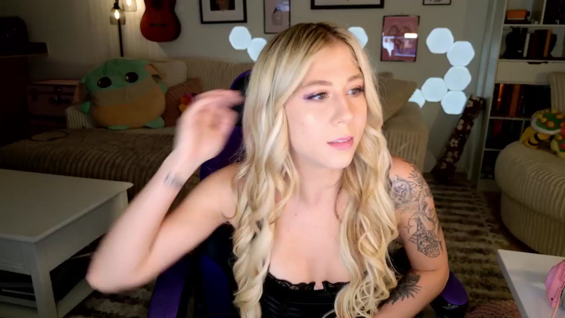Gallery image thumbnail from Mochi's myfreecams stream on, 08/10/2024, 06:22 image 1 of 20
