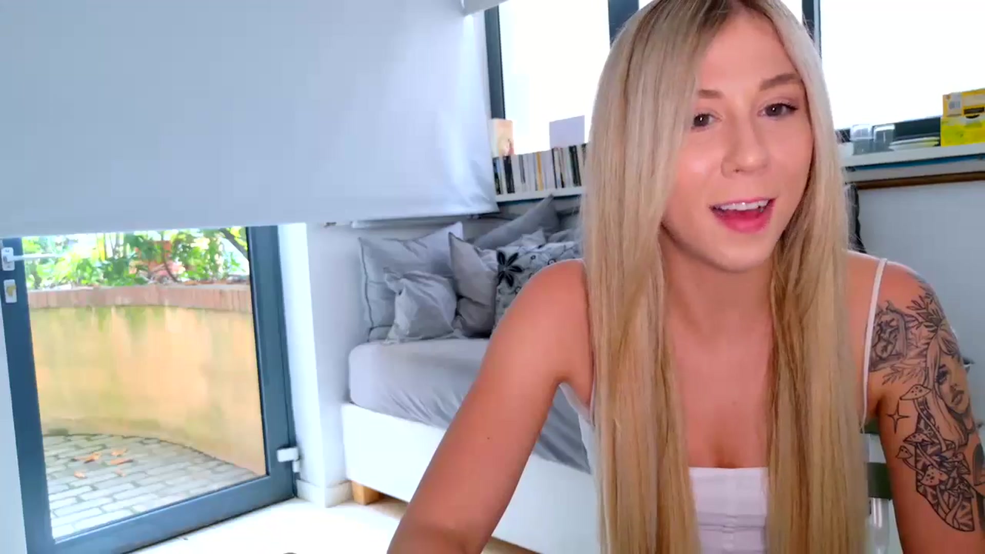 Gallery image thumbnail from Mochi's myfreecams stream on, 09/03/2024, 14:05 image 5 of 20