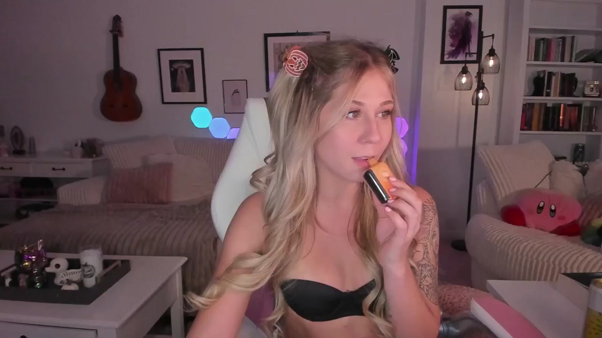 Gallery image thumbnail from Mochi's myfreecams stream on, 10/02/2024, 04:47 image 12 of 20