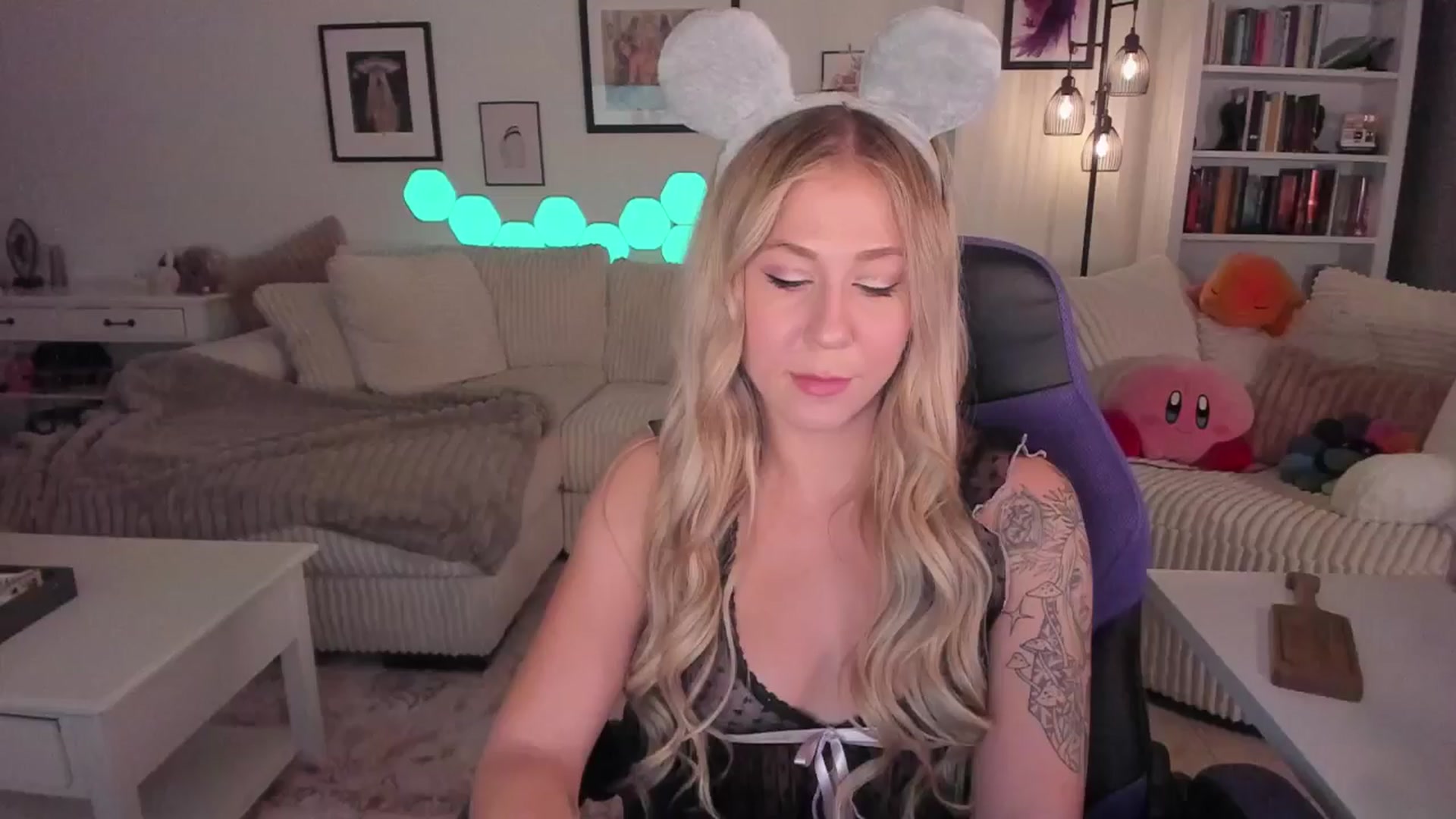 Gallery image thumbnail from Mochi's myfreecams stream on, 10/11/2024, 06:21 image 9 of 20