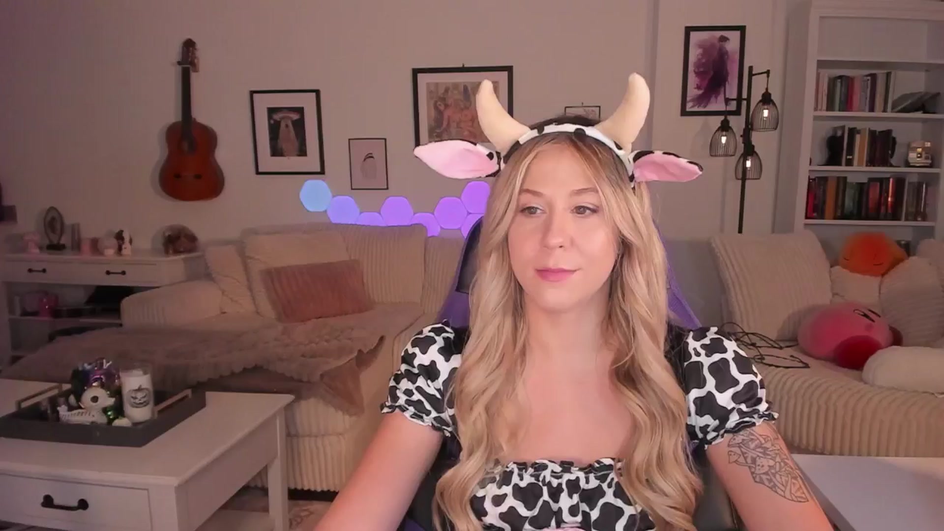 Gallery image thumbnail from Mochi's myfreecams stream on, 10/15/2024, 03:54 image 10 of 20