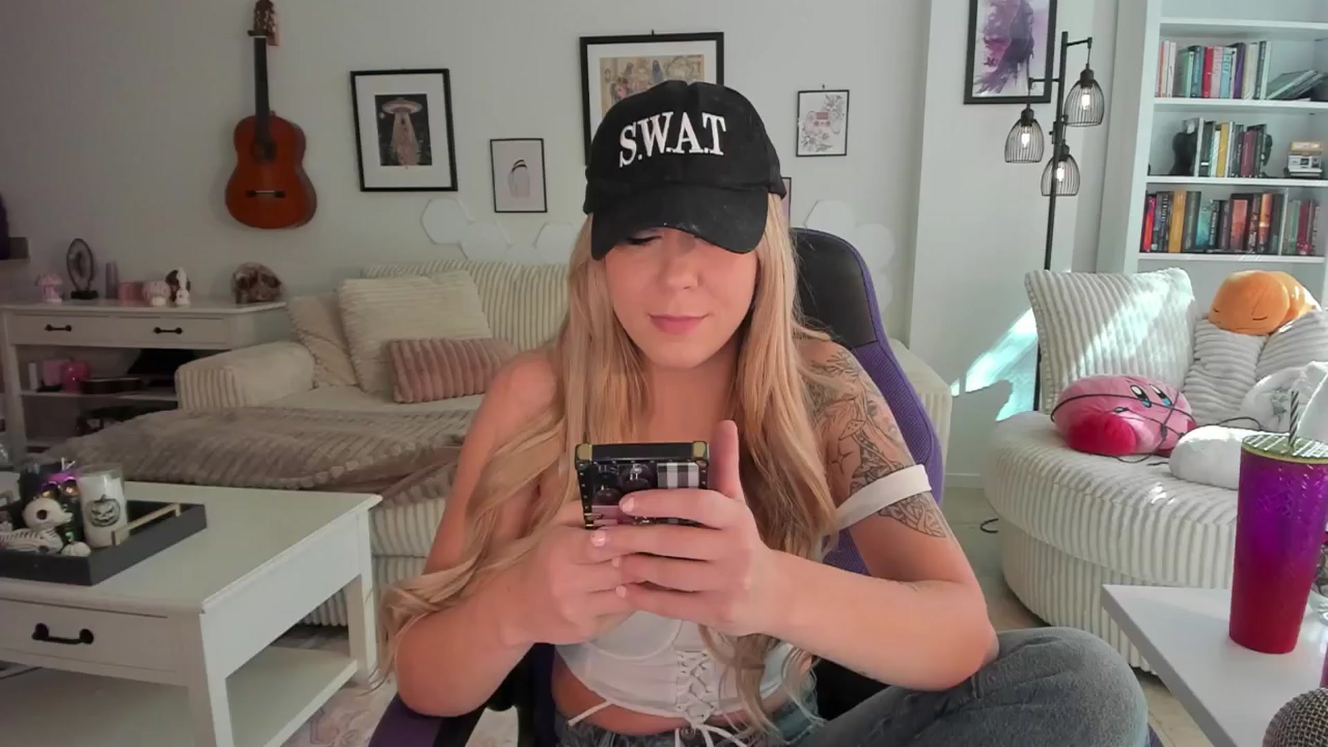 Gallery image thumbnail from Mochi's myfreecams stream on, 10/15/2024, 22:22 image 7 of 20