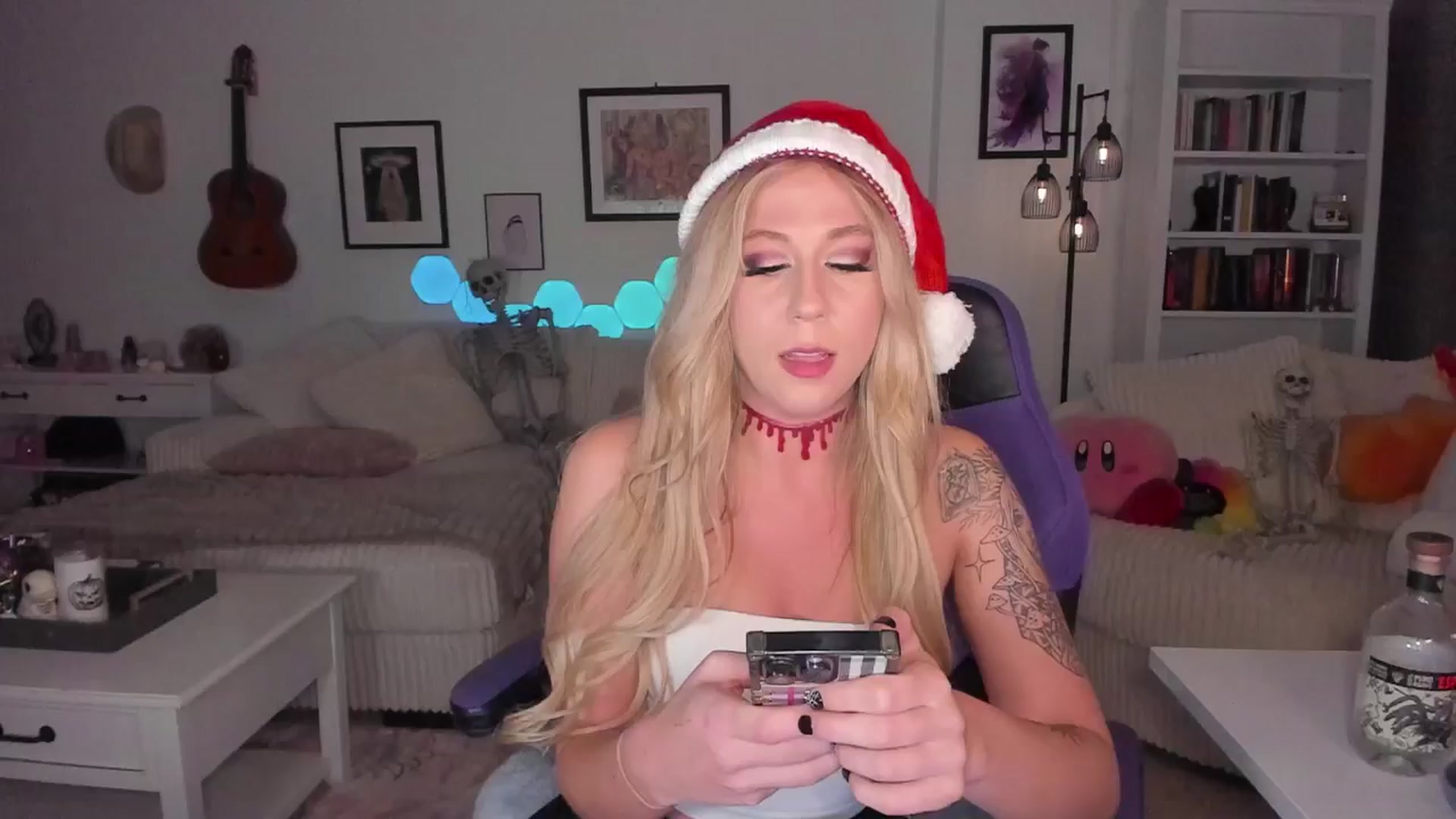 Gallery image thumbnail from Mochi's myfreecams stream on, 10/25/2024, 04:43 image 6 of 20