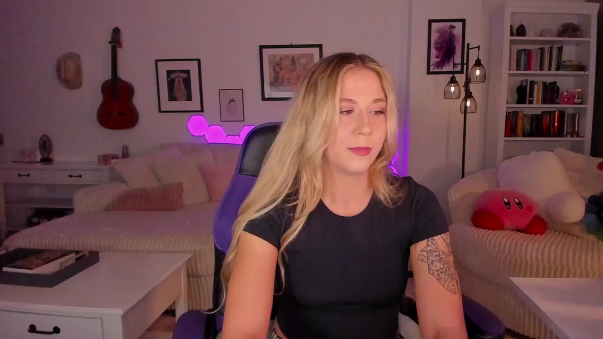 Gallery image thumbnail from Mochi's myfreecams stream on, 11/04/2024, 04:32 image 6 of 20