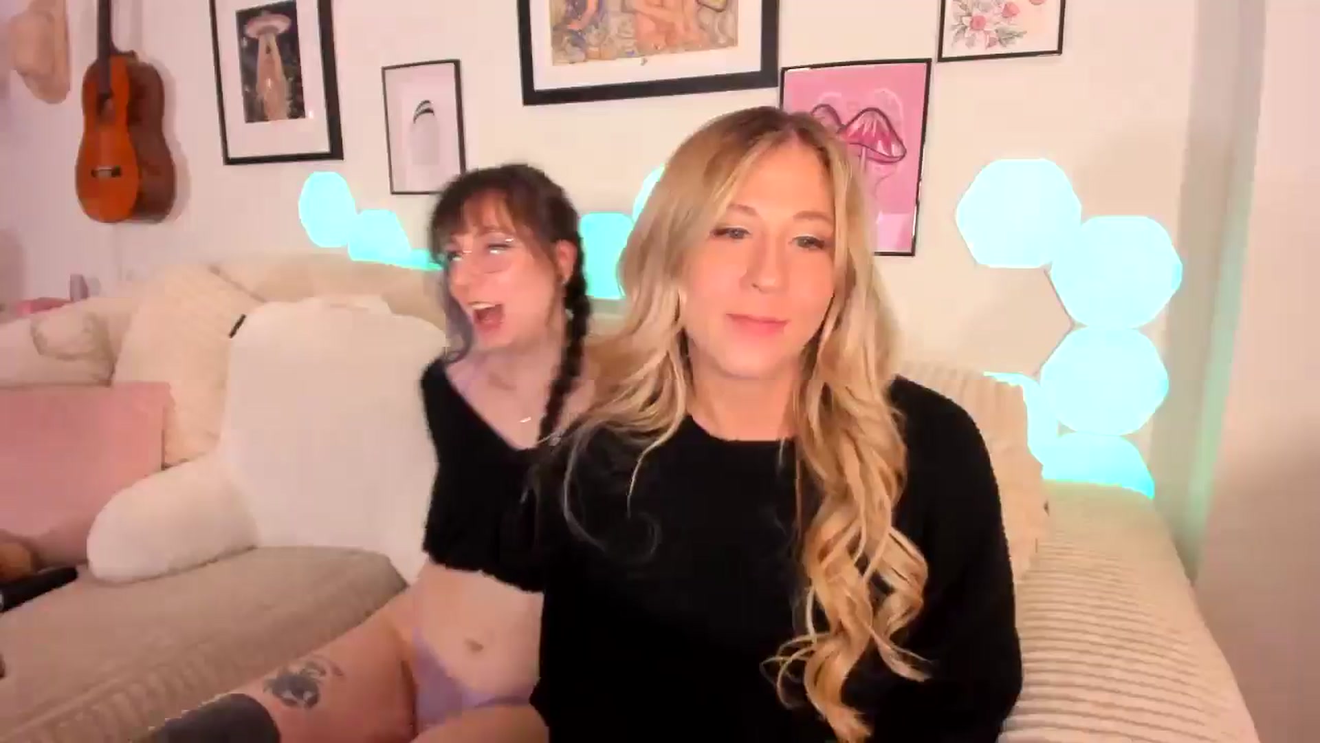 Gallery image thumbnail from Mochi's myfreecams stream on, 12/01/2024, 08:53 image 10 of 20