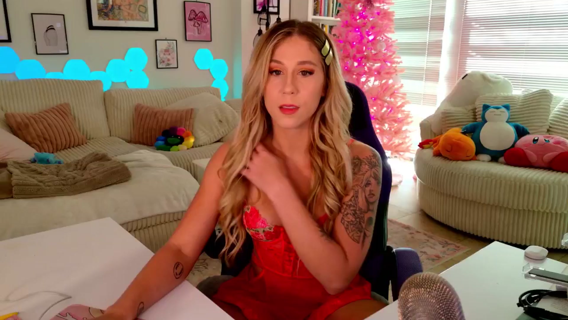 Gallery image thumbnail from Mochi's myfreecams stream on, 12/09/2024, 23:54 image 9 of 20
