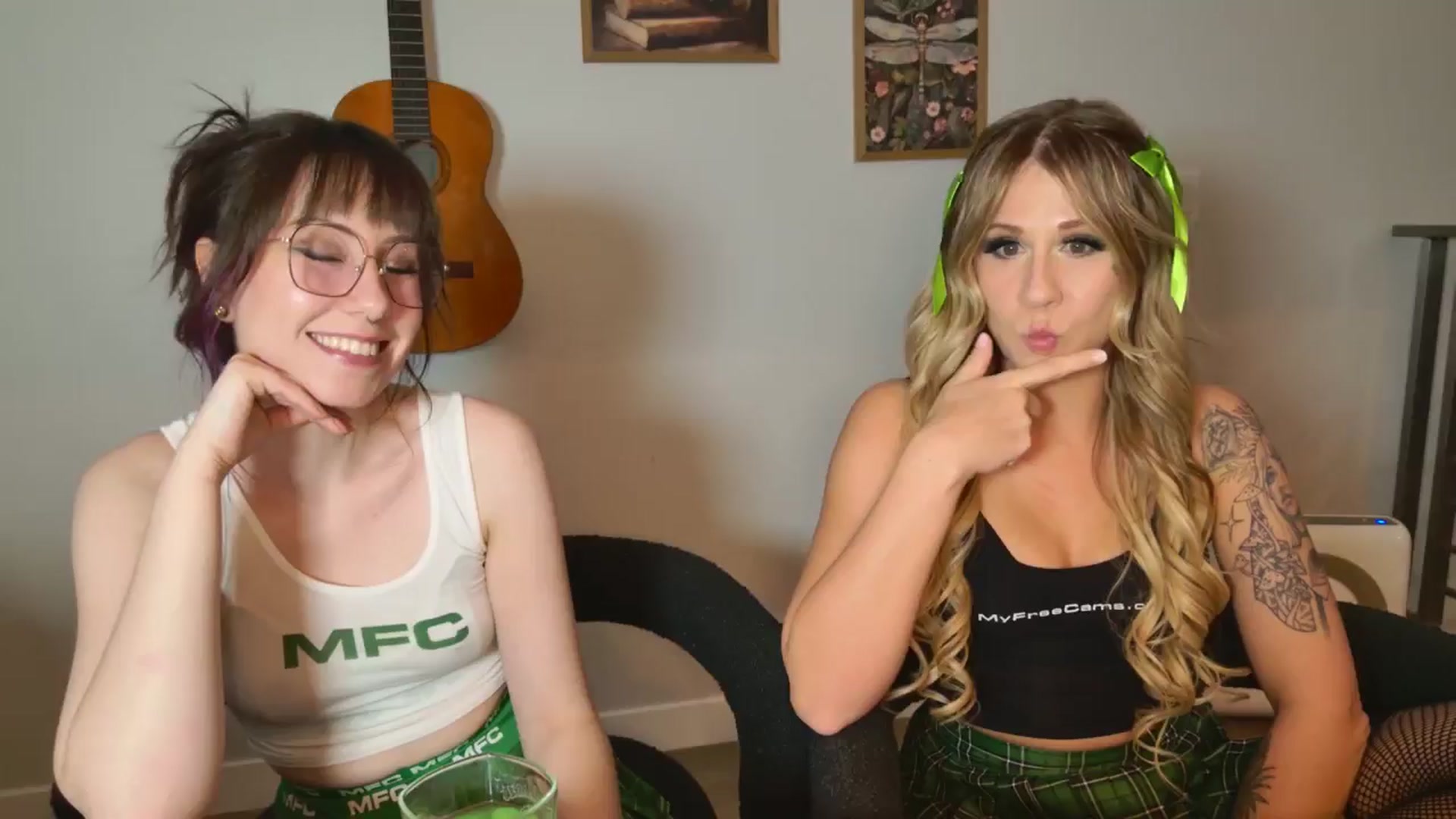 Gallery image thumbnail from Mochi's myfreecams stream on, 03/17/2025, 03:15 image 4 of 20