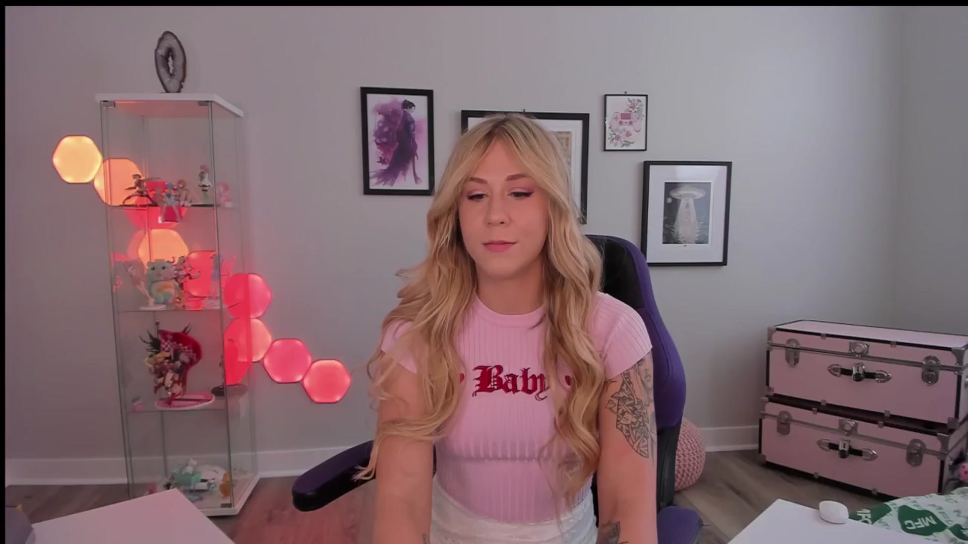 Gallery image thumbnail from Mochi's myfreecams stream on, 04/07/2025, 21:14 image 12 of 20