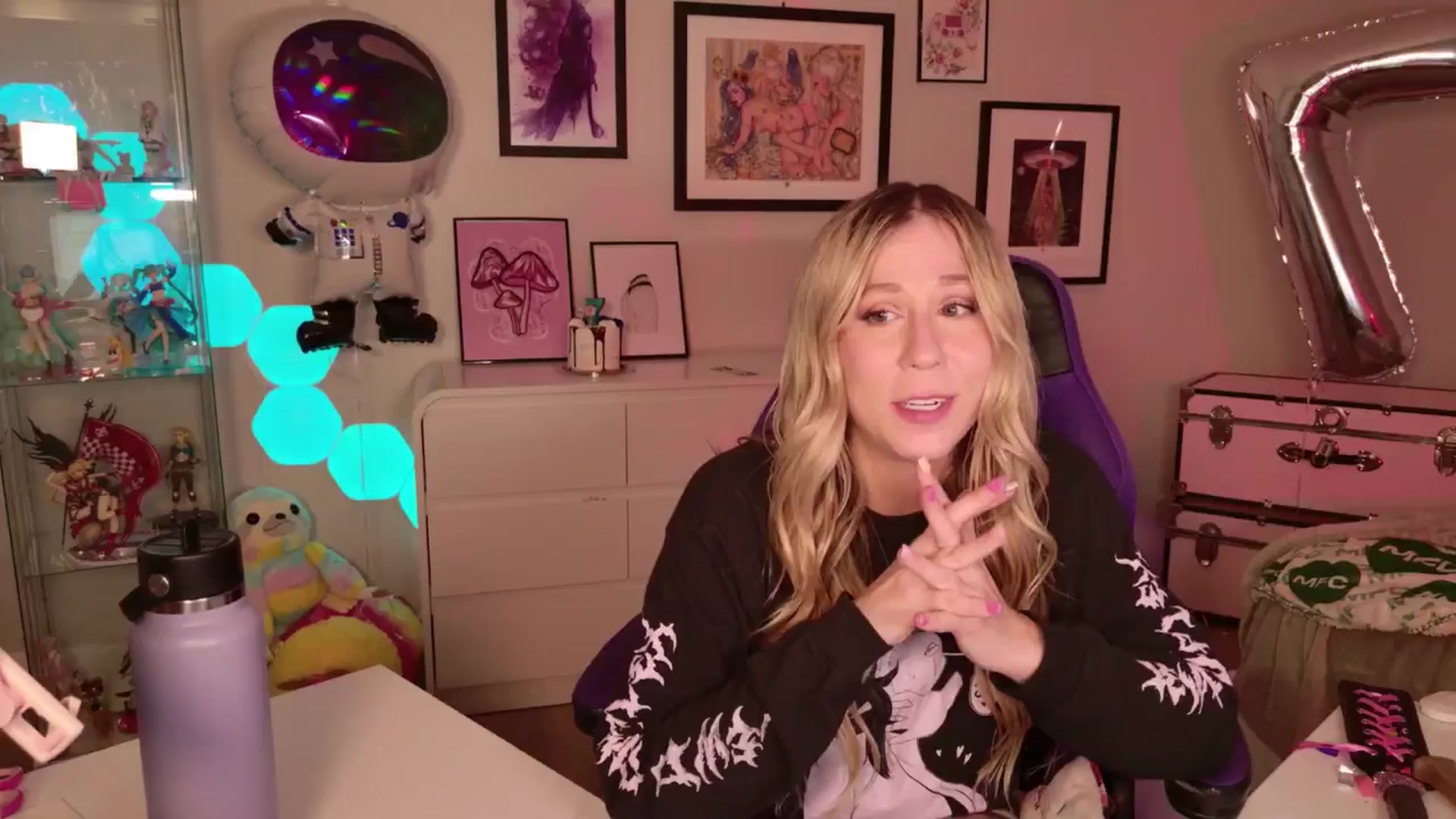 Gallery image thumbnail from Mochi's myfreecams stream on, 07/02/2025, 07:30 image 19 of 20