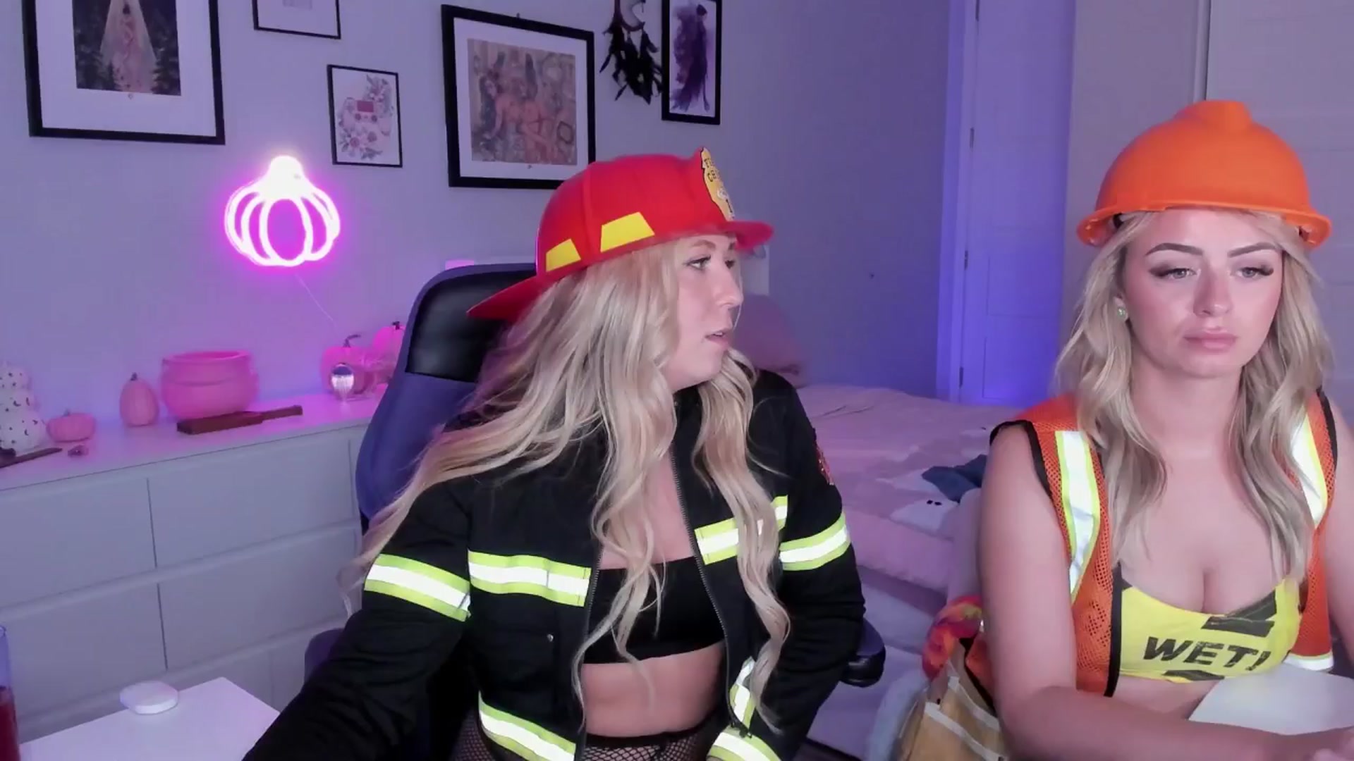 Gallery image thumbnail from Mochi's myfreecams stream on, 10/04/2025, 04:51 image 5 of 20