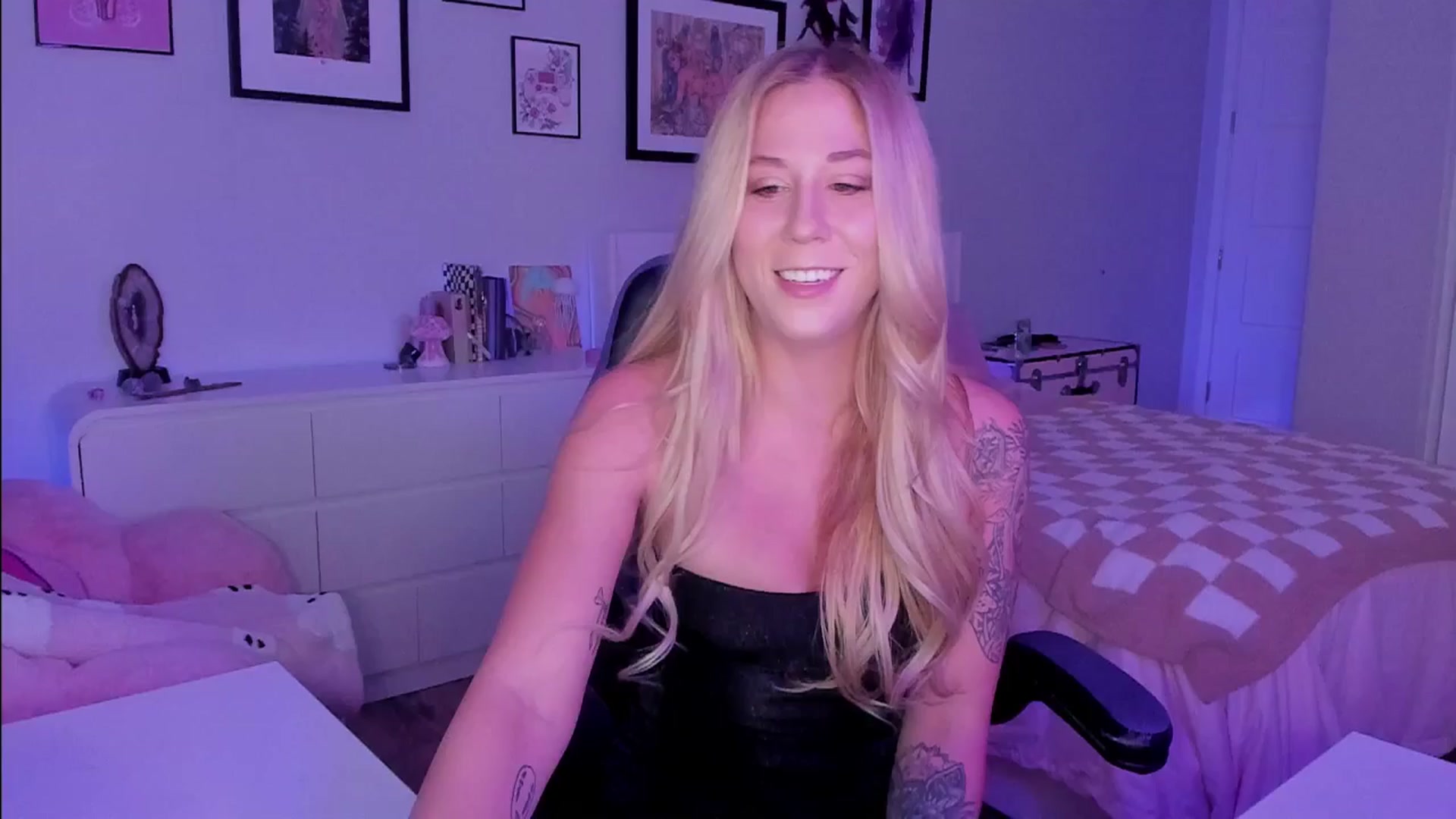 Gallery image thumbnail from Mochi's myfreecams stream on, 01/29/2026, 04:11 image 3 of 20