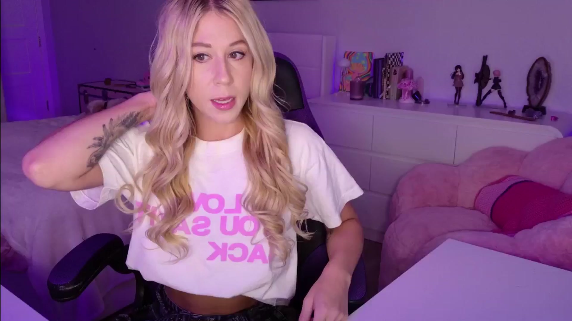 Gallery image thumbnail from Mochi's myfreecams stream on, 03/27/2026, 02:47 image 1 of 20