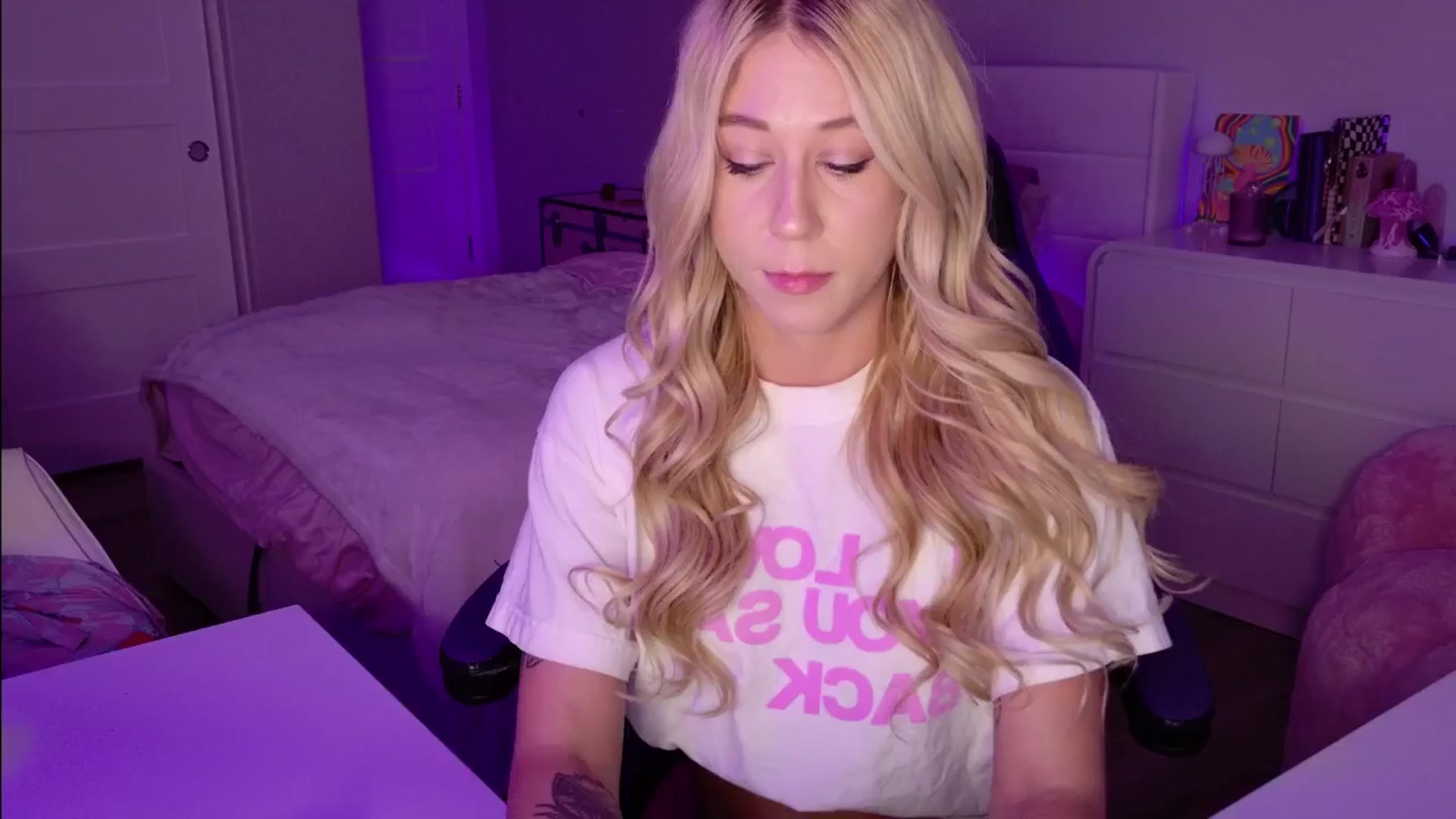 Gallery image thumbnail from Mochi's myfreecams stream on, 03/27/2026, 02:47 image 9 of 20