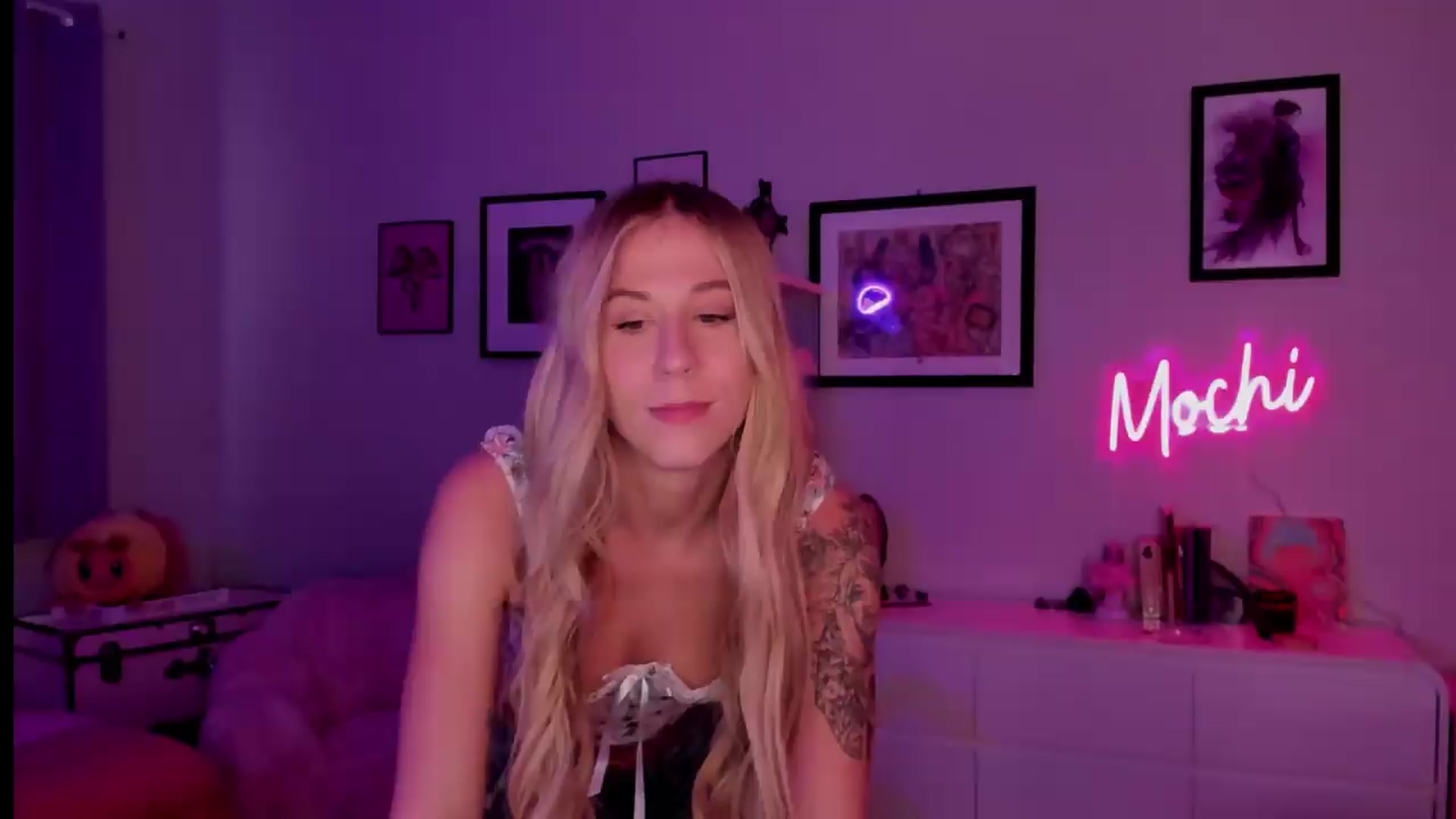 Gallery image thumbnail from Mochi's myfreecams stream on, 06/02/2026, 05:36 image 4 of 20